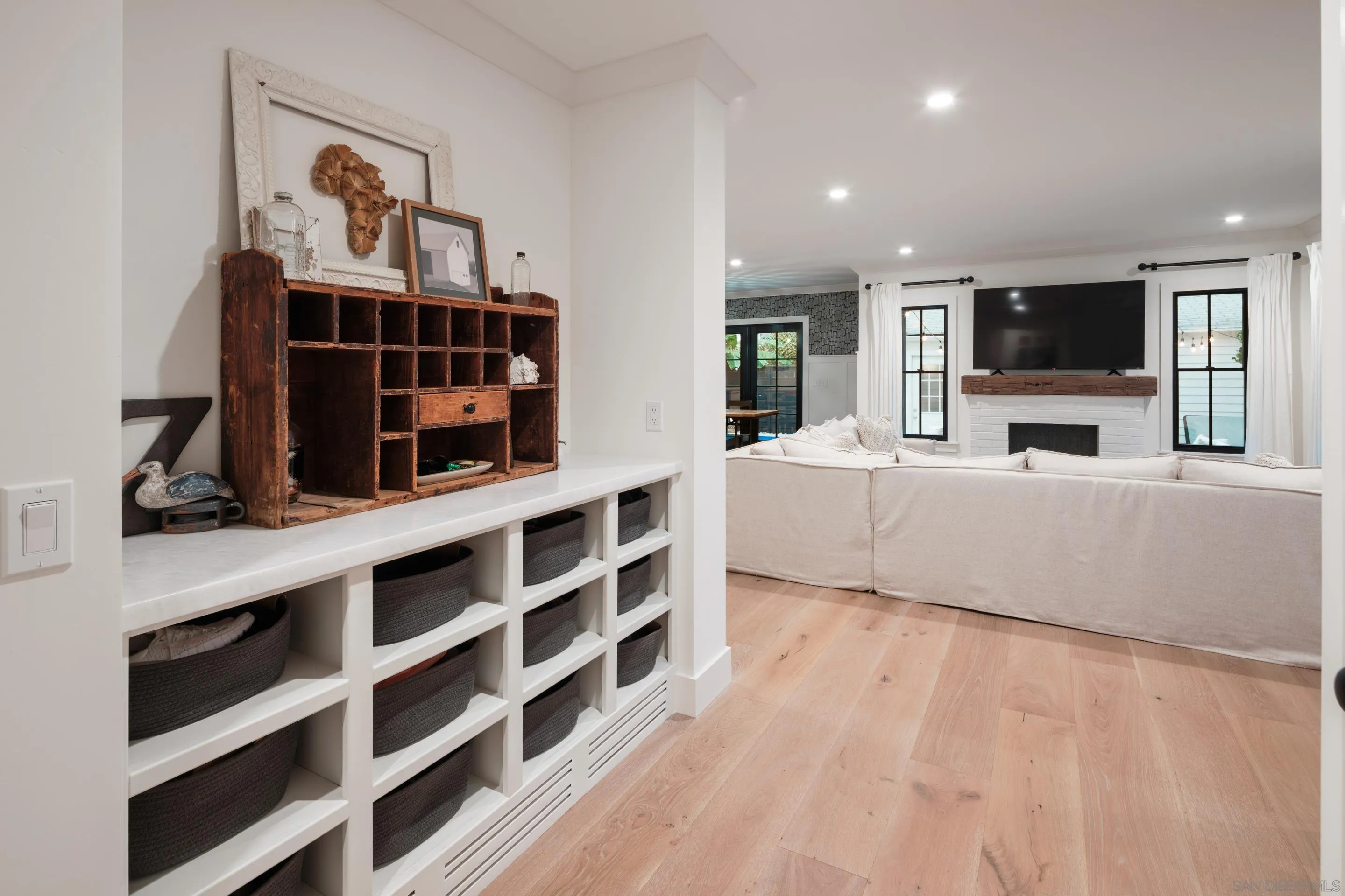 https://cdn.realtyfeed.com/cdn/127/220026286/d5b0a3666d3e7c72e9ee496227407624.webp