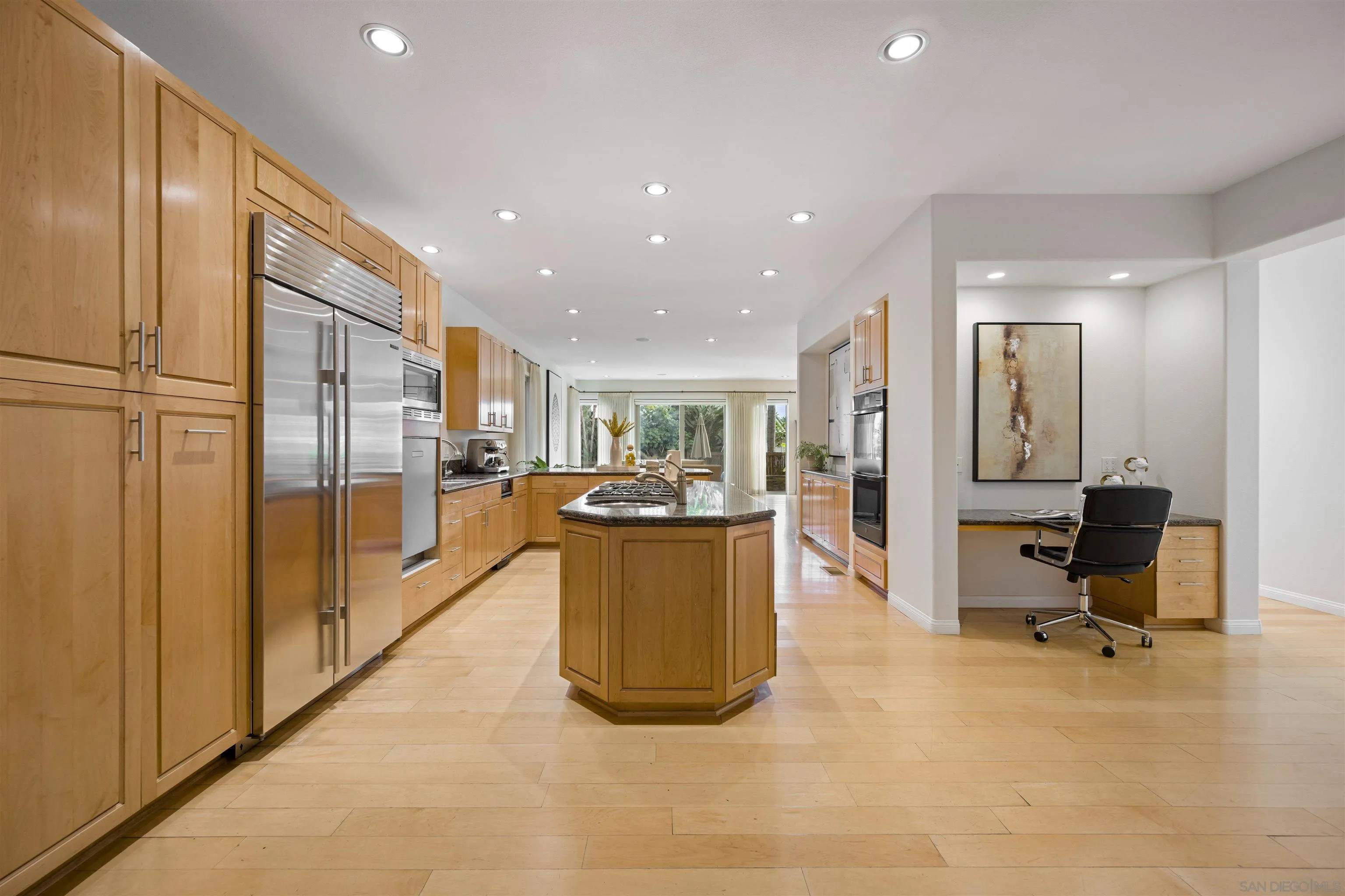 https://cdn.realtyfeed.com/cdn/127/220026333/9329c88706936fb14927681d04dc1935.webp