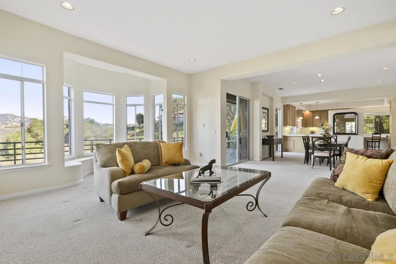 https://cdn.realtyfeed.com/cdn/127/220026370/5100ca0d639e4936c0095967f82054b5.webp