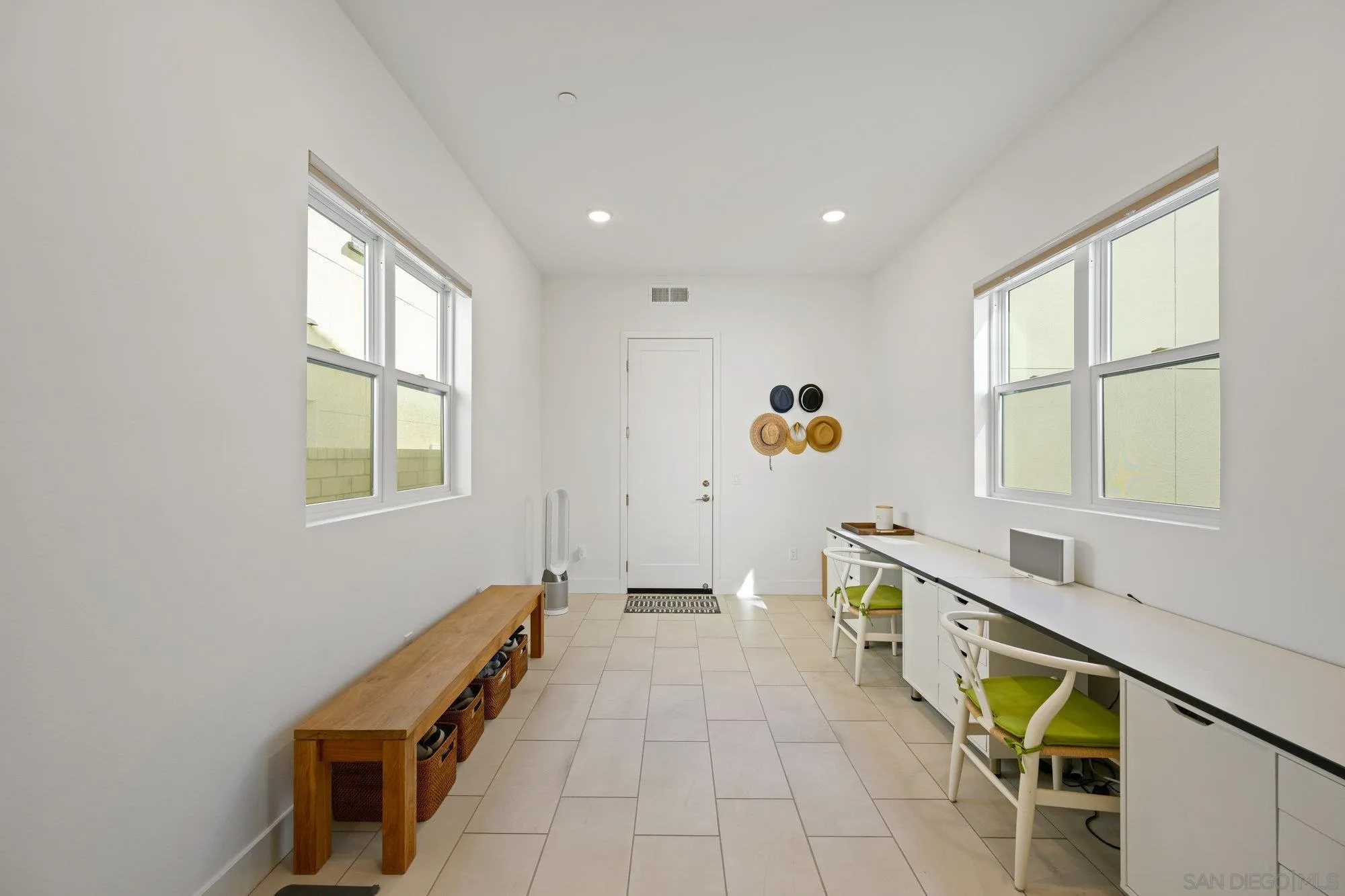 https://cdn.realtyfeed.com/cdn/127/220026449/ffe648a945692a678b0f646c381987c9.webp