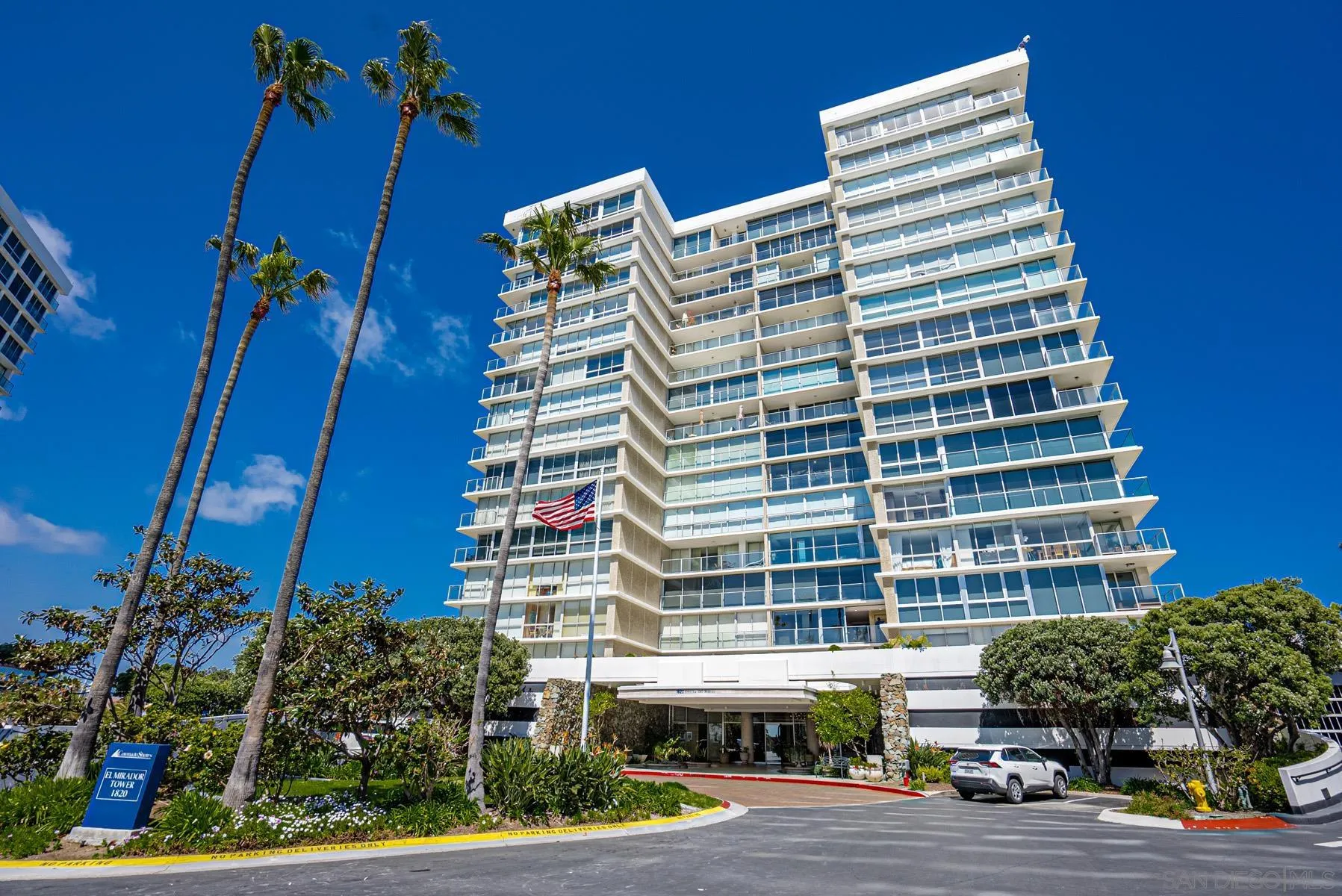https://cdn.realtyfeed.com/cdn/127/220026597/1aa4dd19e2415cc368eb51e051e19144.webp