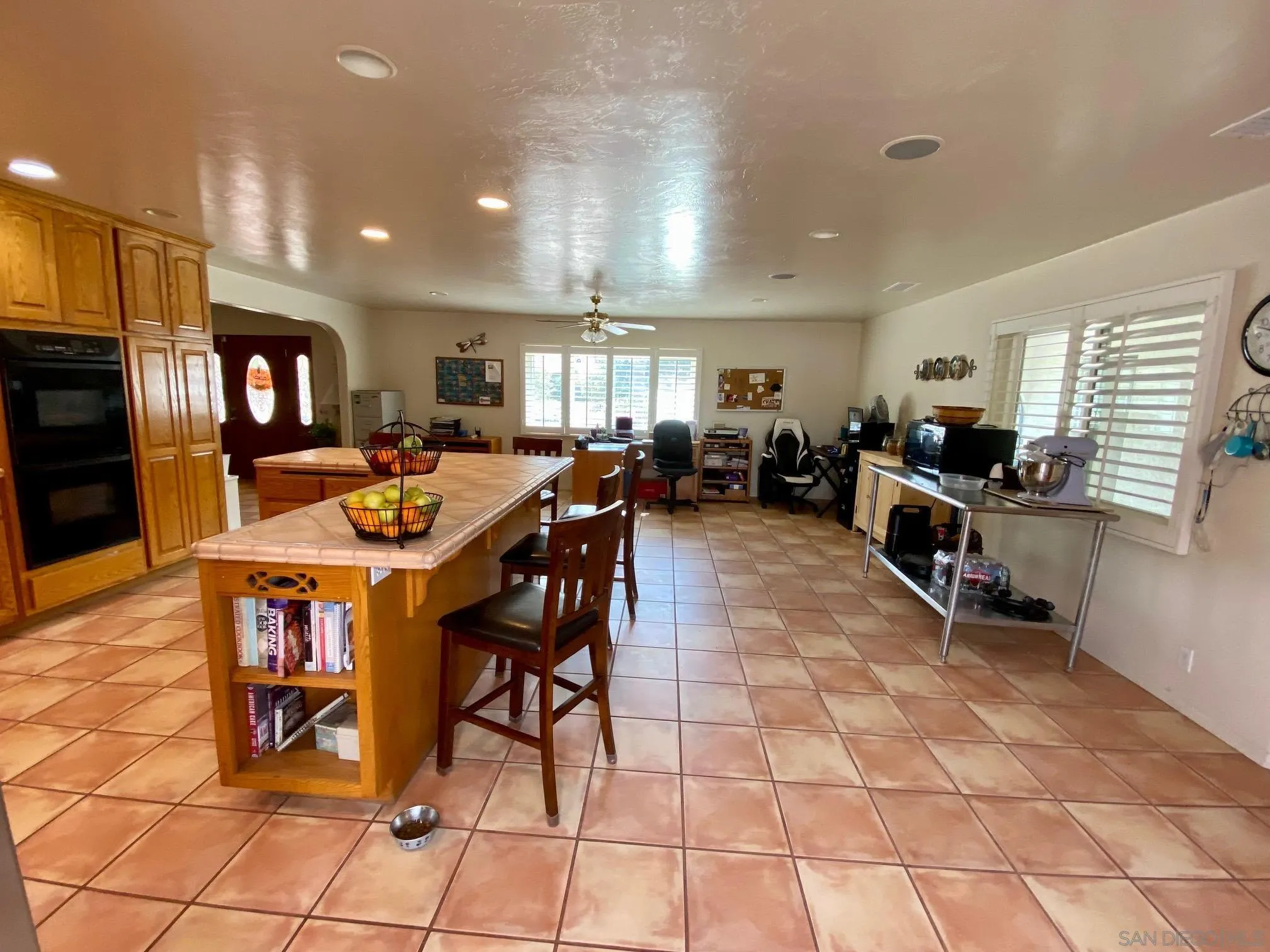 https://cdn.realtyfeed.com/cdn/127/220026607/2309fe463d2e70f61c3ea7ec6f08407c.webp
