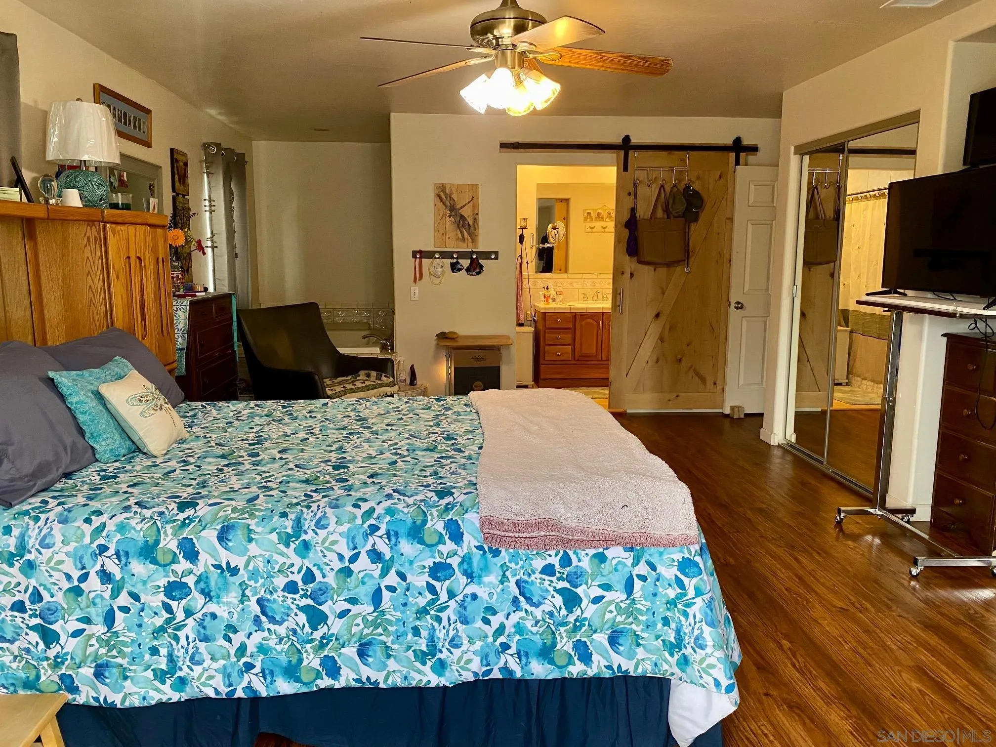 https://cdn.realtyfeed.com/cdn/127/220026607/d90618fb860461115c2e602fac359200.webp