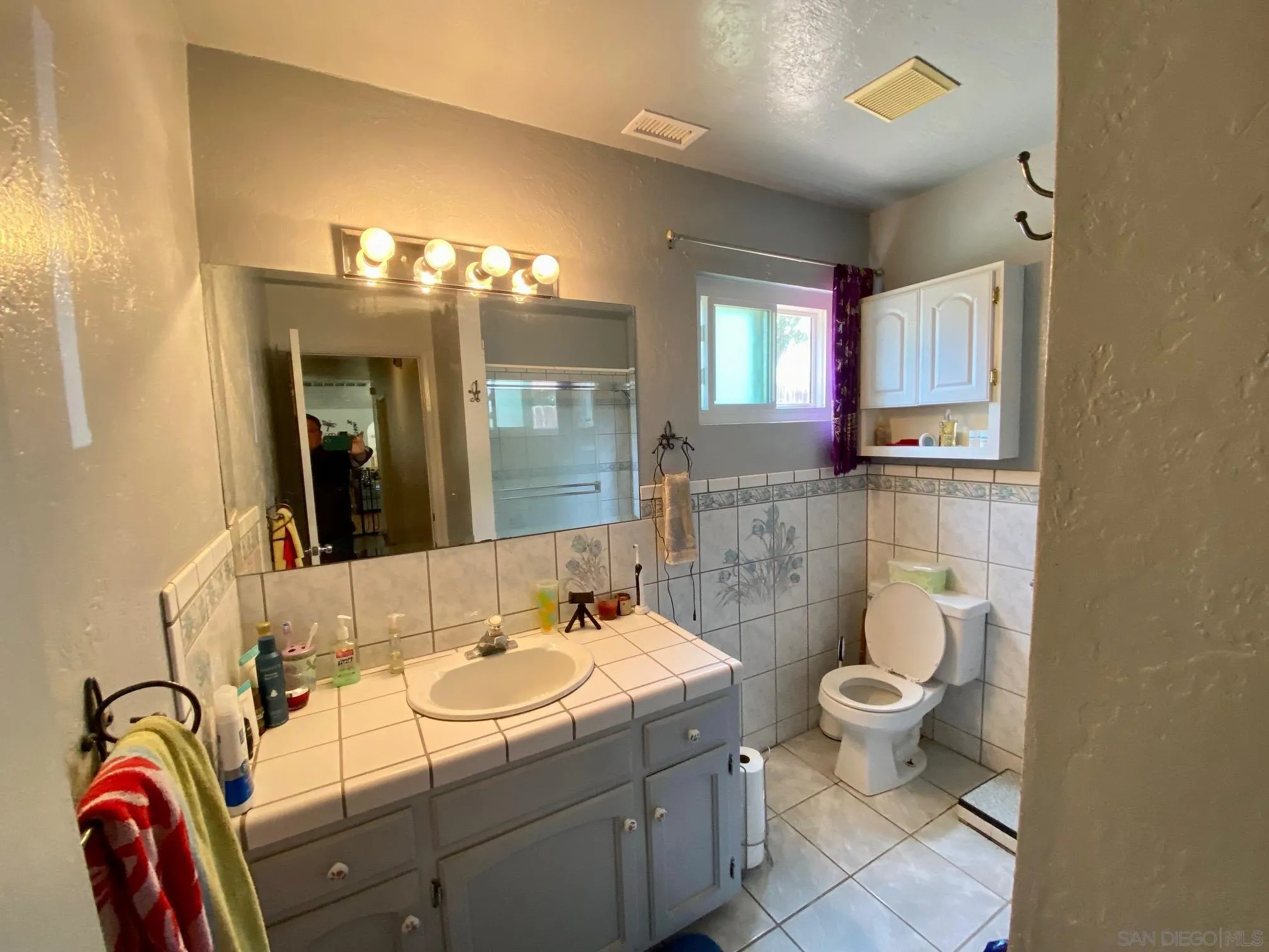 https://cdn.realtyfeed.com/cdn/127/220026607/db6d90625c53296f0714a003e61cf6f6.webp