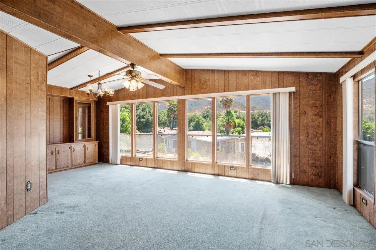 https://cdn.realtyfeed.com/cdn/127/220026618/3537a254265a5394ddecf3a30d543b70.webp