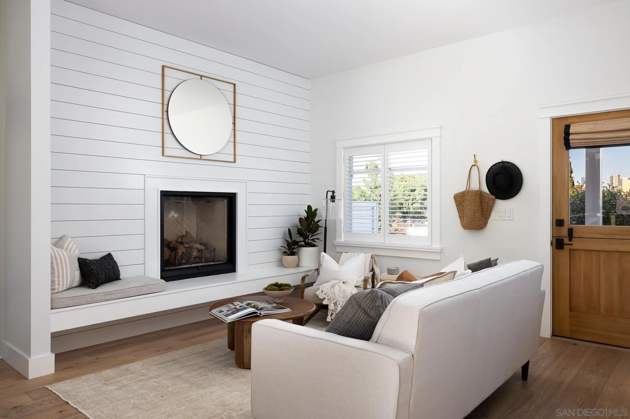 https://cdn.realtyfeed.com/cdn/127/220026650/321f4fd2adbd5334b1a0cb1d207a47cf.webp