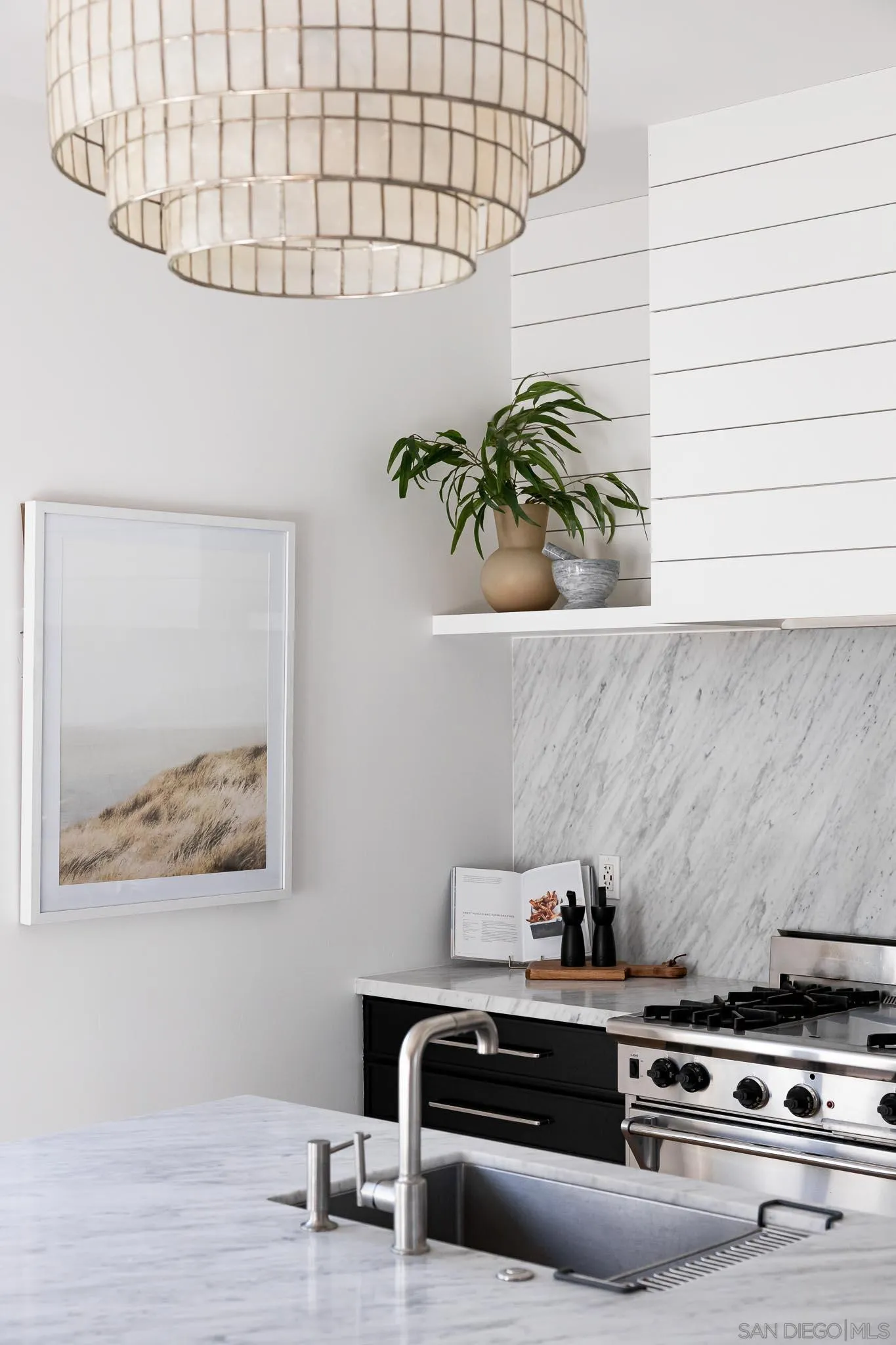 https://cdn.realtyfeed.com/cdn/127/220026650/982f0b13aefff8f28a708787aea1be9f.webp