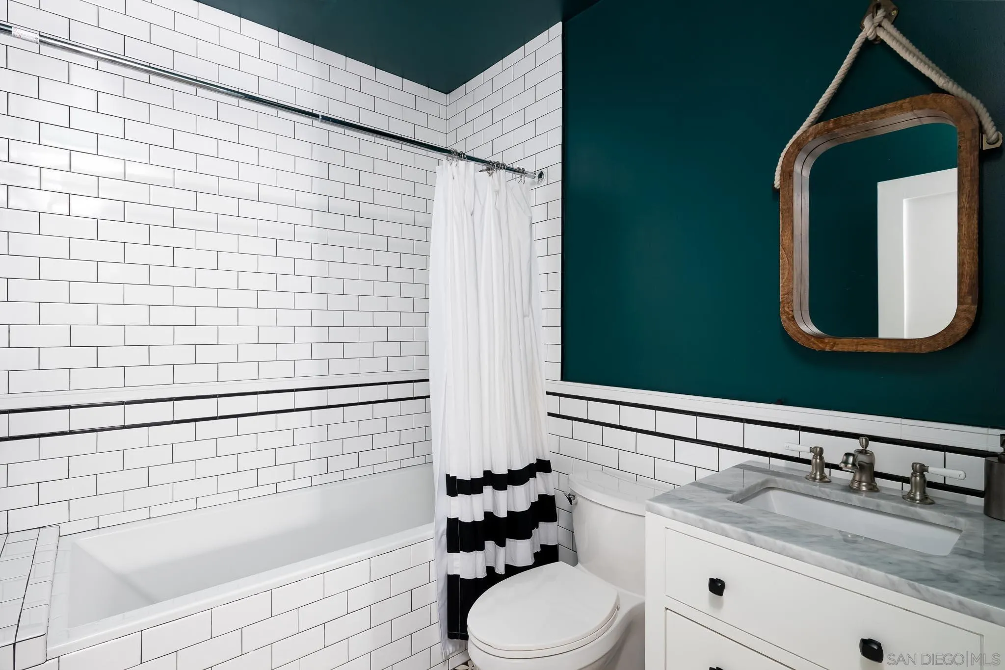 https://cdn.realtyfeed.com/cdn/127/220026650/eab068ef454d66fec7ef5f89f2d35fd1.webp
