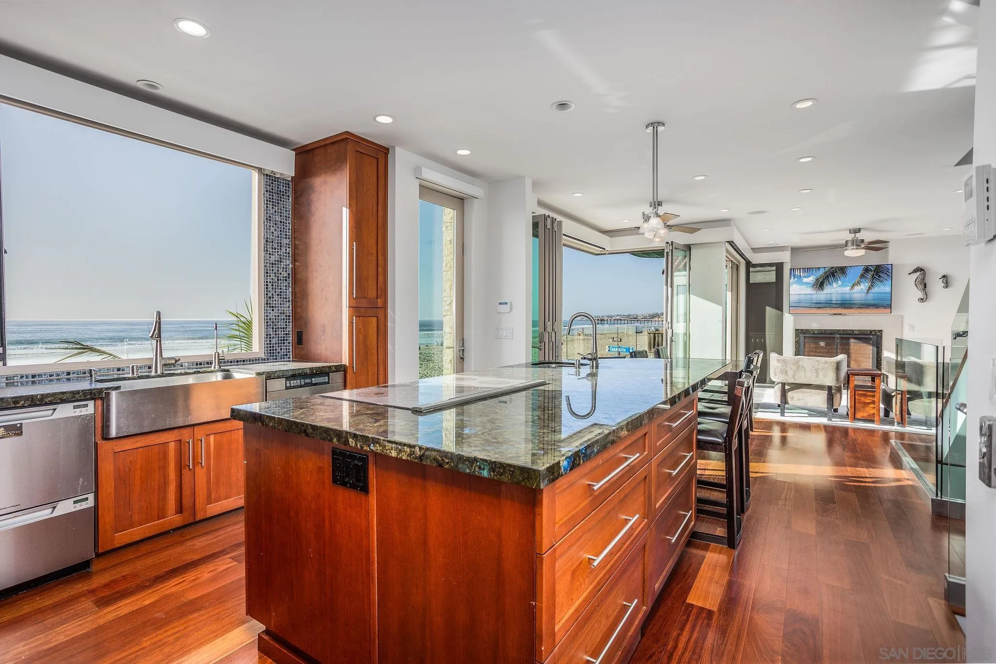 https://cdn.realtyfeed.com/cdn/127/220027080/00693f6b1338495267198824cc08bbe9.webp