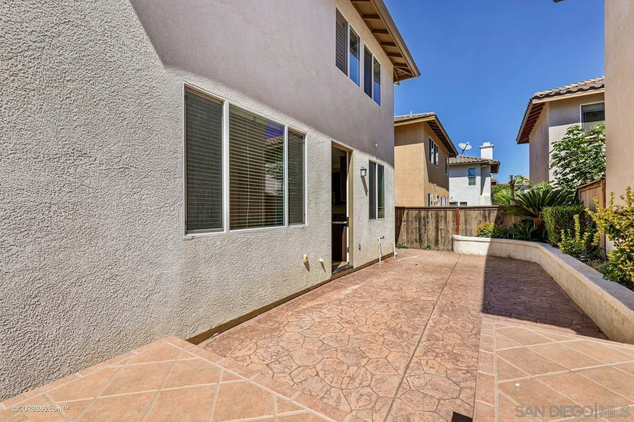 https://cdn.realtyfeed.com/cdn/127/220027227/92641839f29bdd32c11ac21a8694d5f1.webp