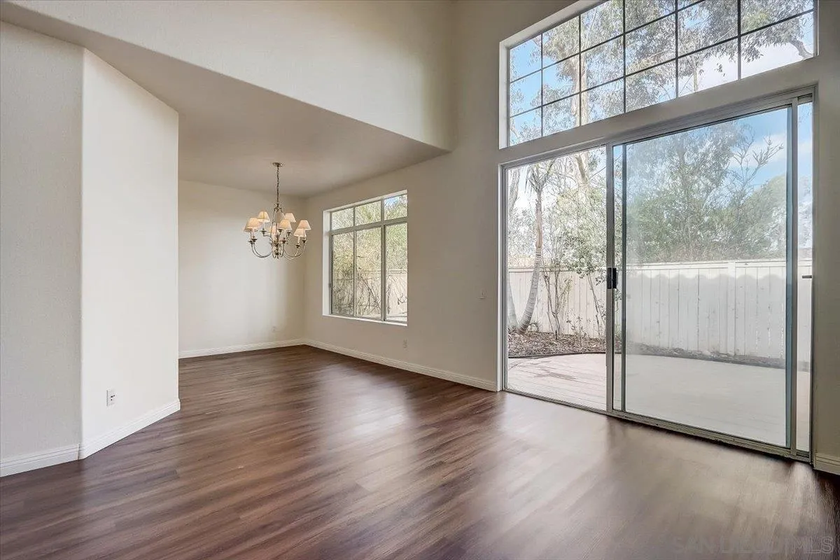 https://cdn.realtyfeed.com/cdn/127/220027245/36e058cde503af3af08c9a37f475af85.webp