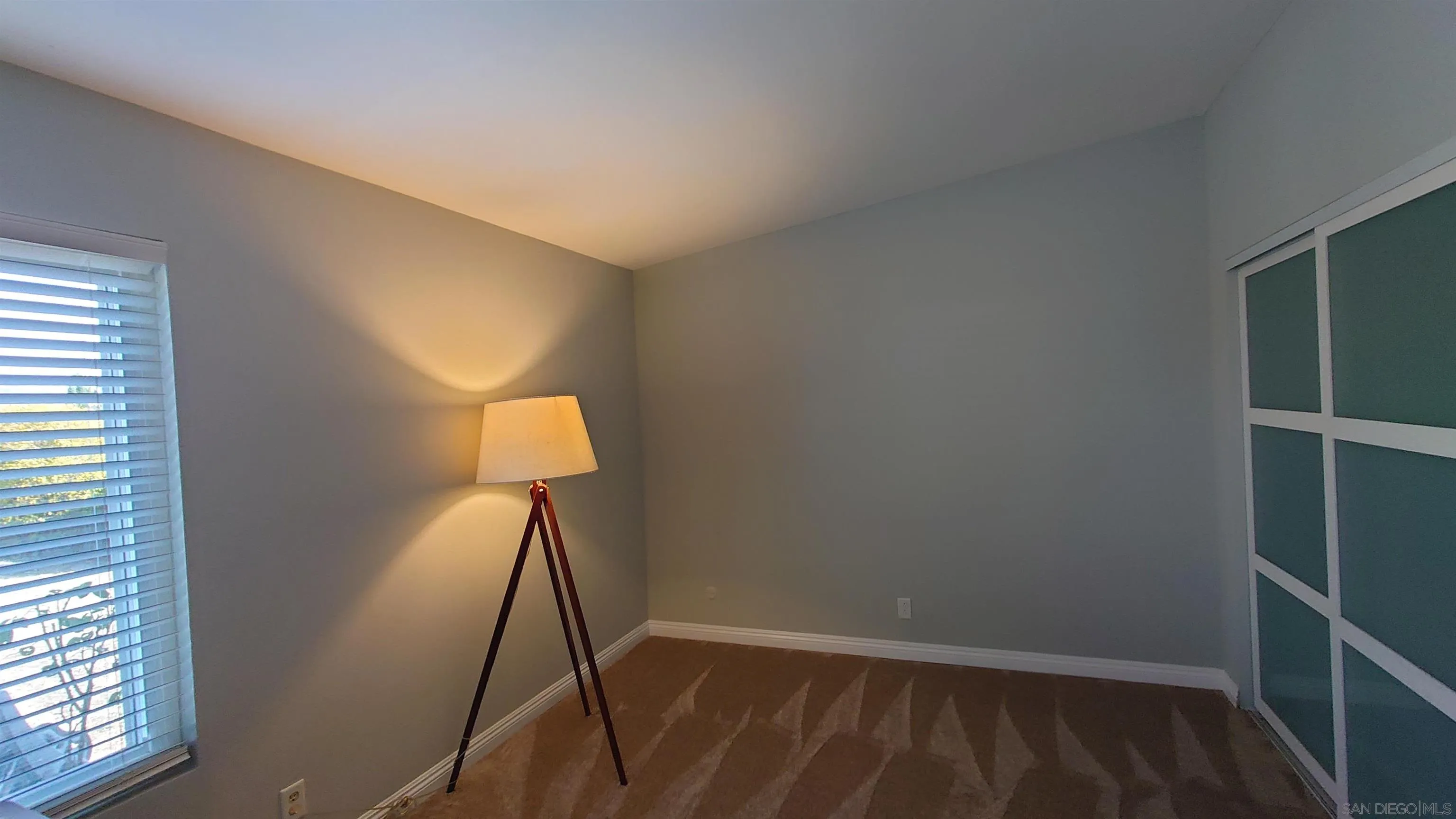 https://cdn.realtyfeed.com/cdn/127/220027295/54f3fa93718c3e9e7de4e7634ead3598.webp