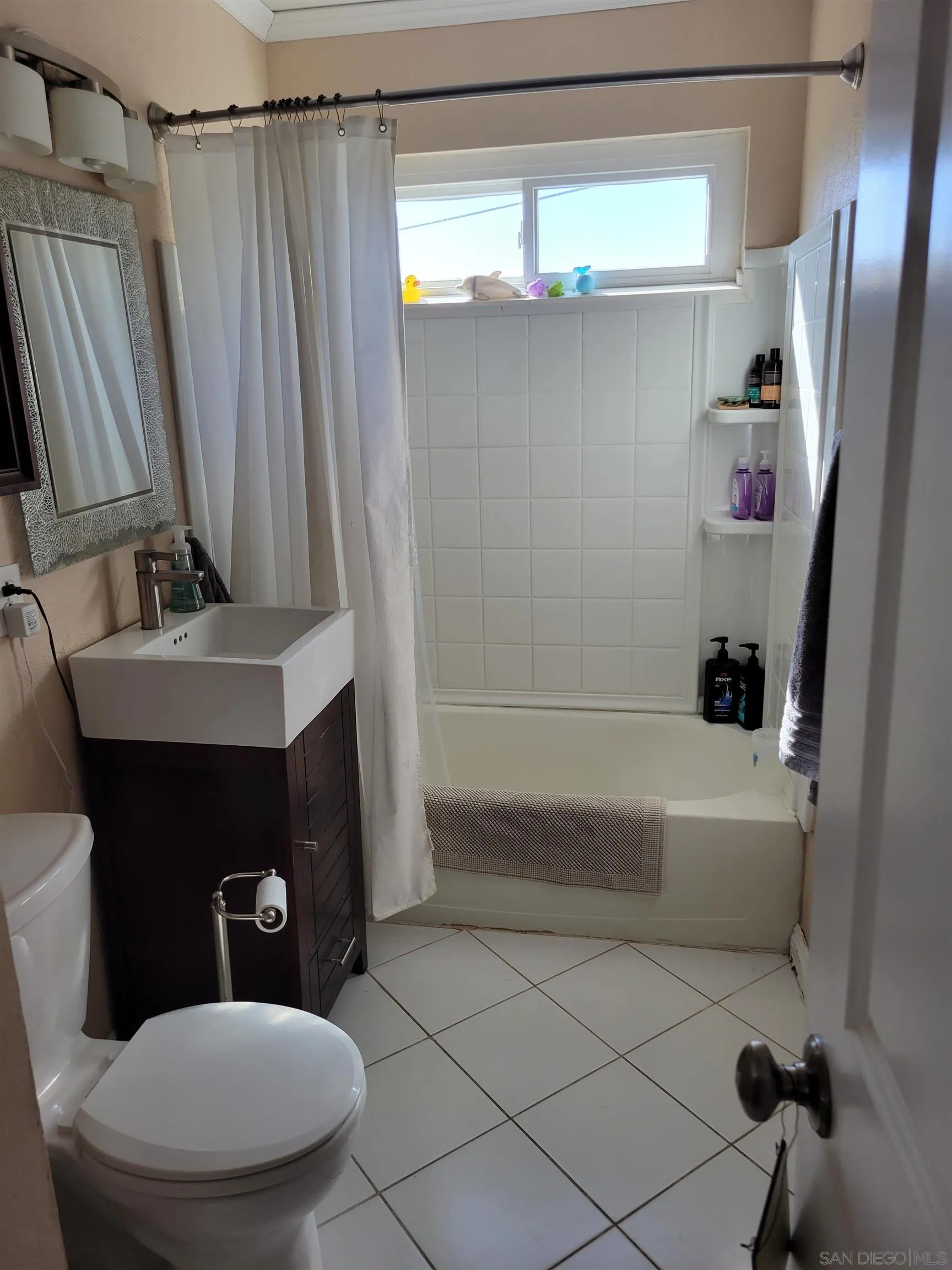 https://cdn.realtyfeed.com/cdn/127/220027295/ec10c036ebae32f27c99572e440a5694.webp