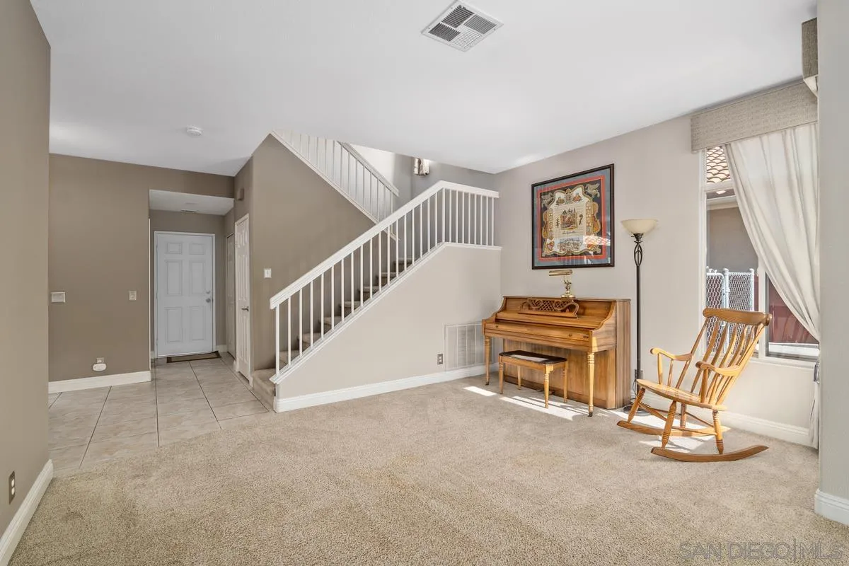 https://cdn.realtyfeed.com/cdn/127/220027377/a49e26825d93008ac62caac22292b6d2.webp