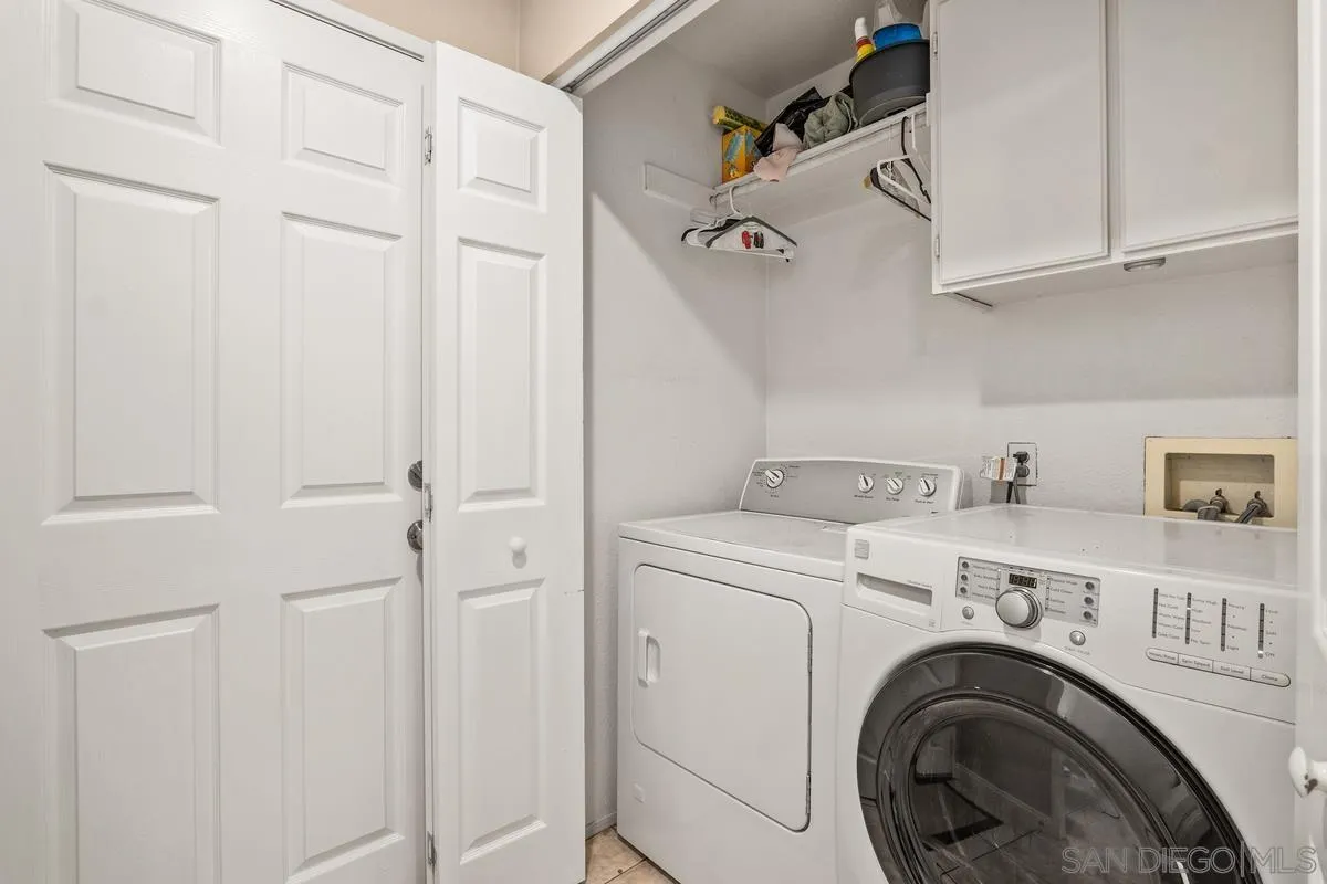 https://cdn.realtyfeed.com/cdn/127/220027377/b2fd7cad79f8d48f311771c615932f5a.webp