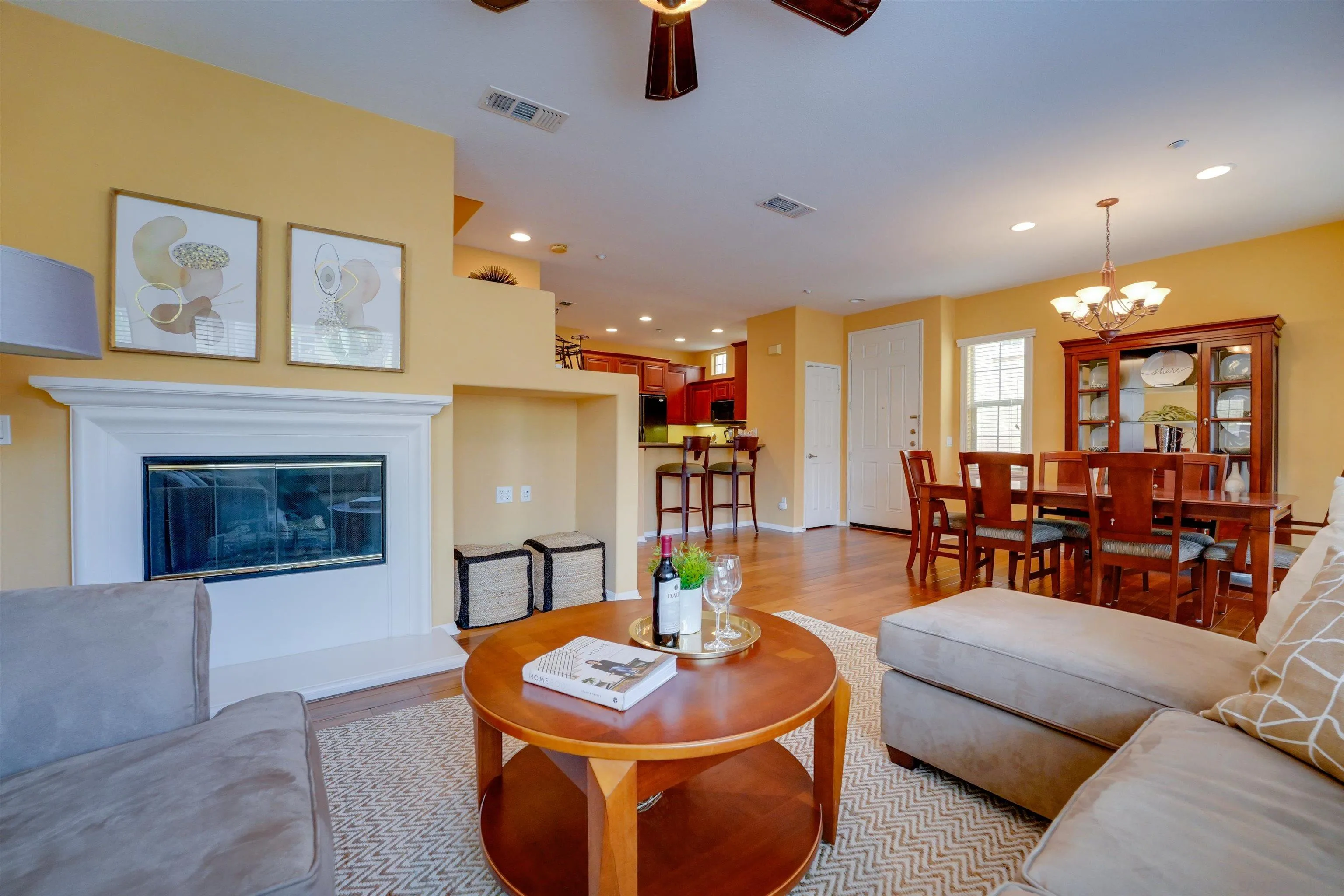 Photo #5: 220027383 Listing 