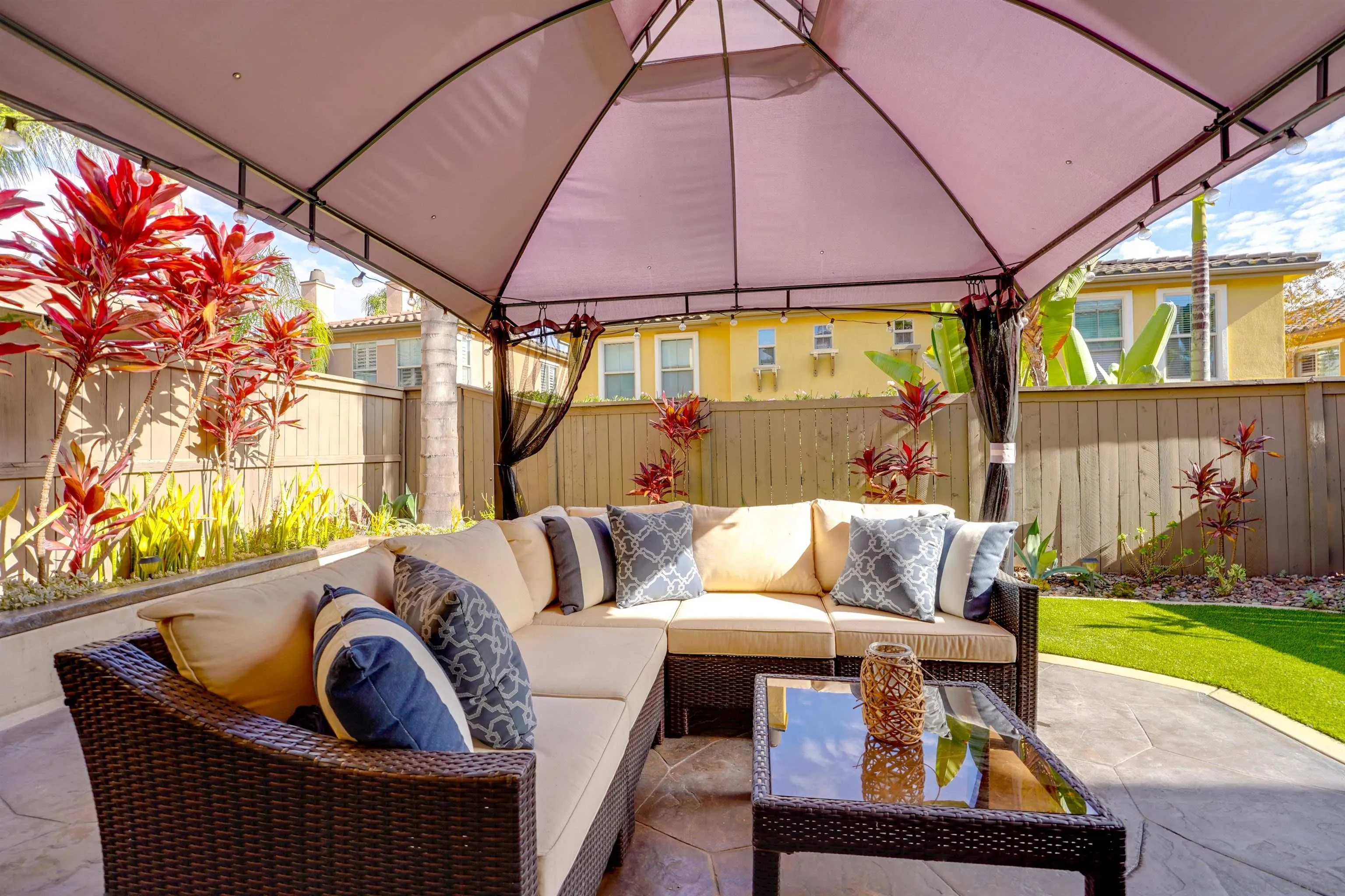 Photo #2: 220027383 Listing 