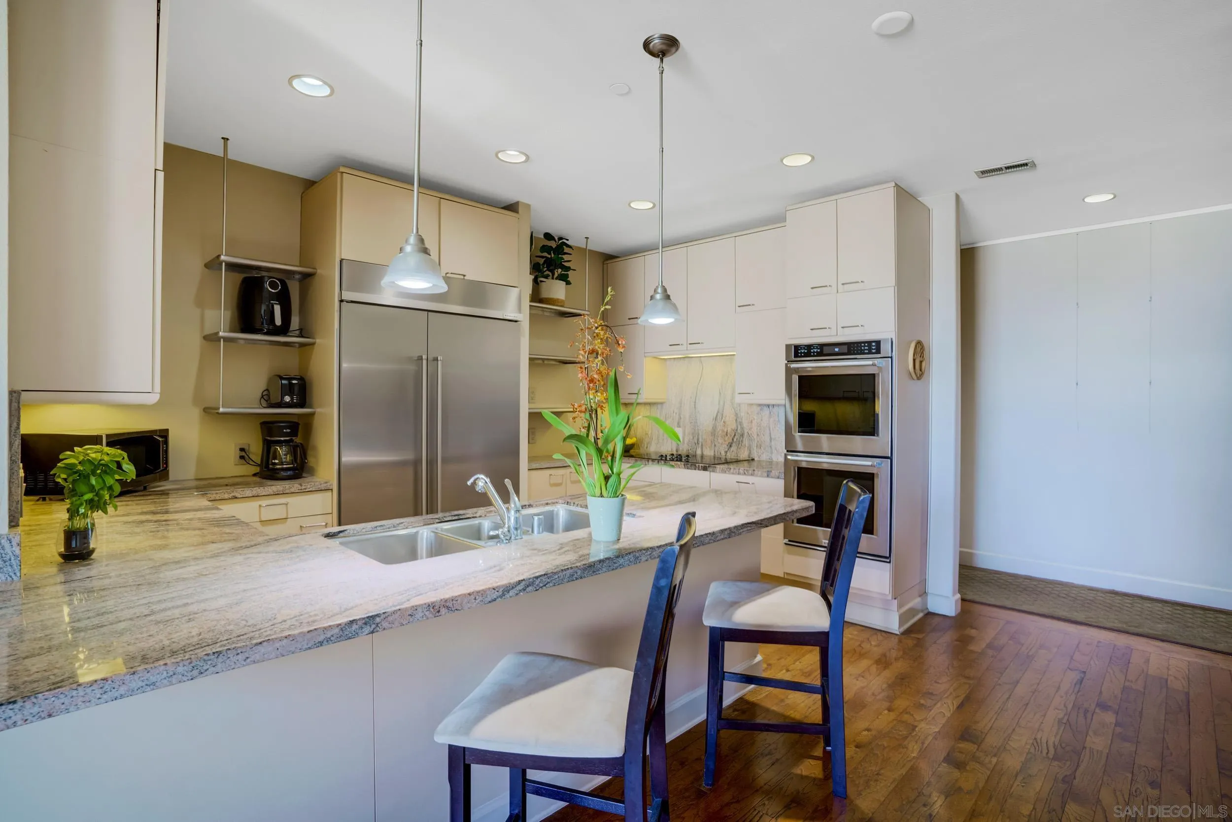 https://cdn.realtyfeed.com/cdn/127/220027444/6612be085b0d38837a316d85844e67e8.webp
