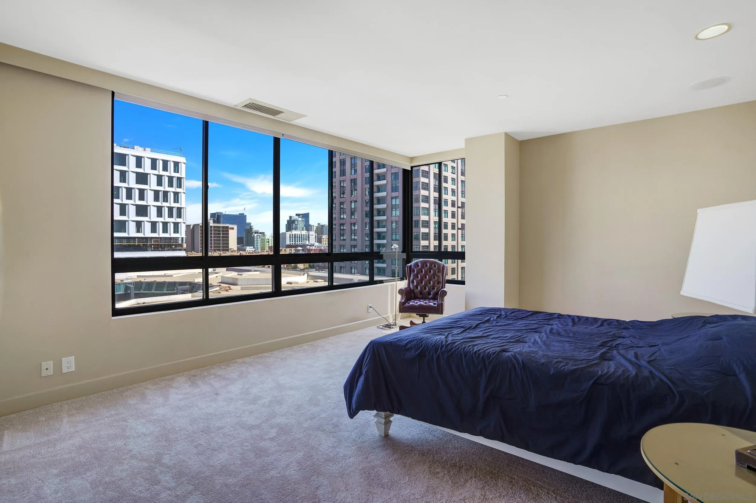 https://cdn.realtyfeed.com/cdn/127/220027444/665388ade29dada5658de8e8fda57b61.webp