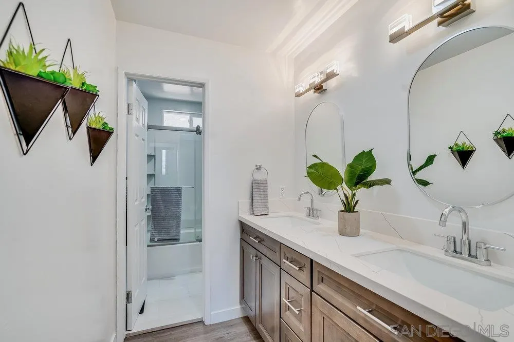 https://cdn.realtyfeed.com/cdn/127/220027535/2dc125ca44d496db23a77b483e25ca5d.webp