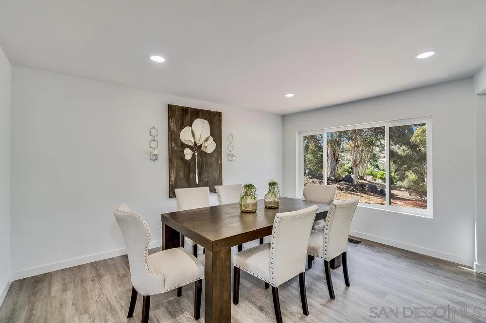 https://cdn.realtyfeed.com/cdn/127/220027535/ee1403d632b75dffc6c7035e229b07f3.webp