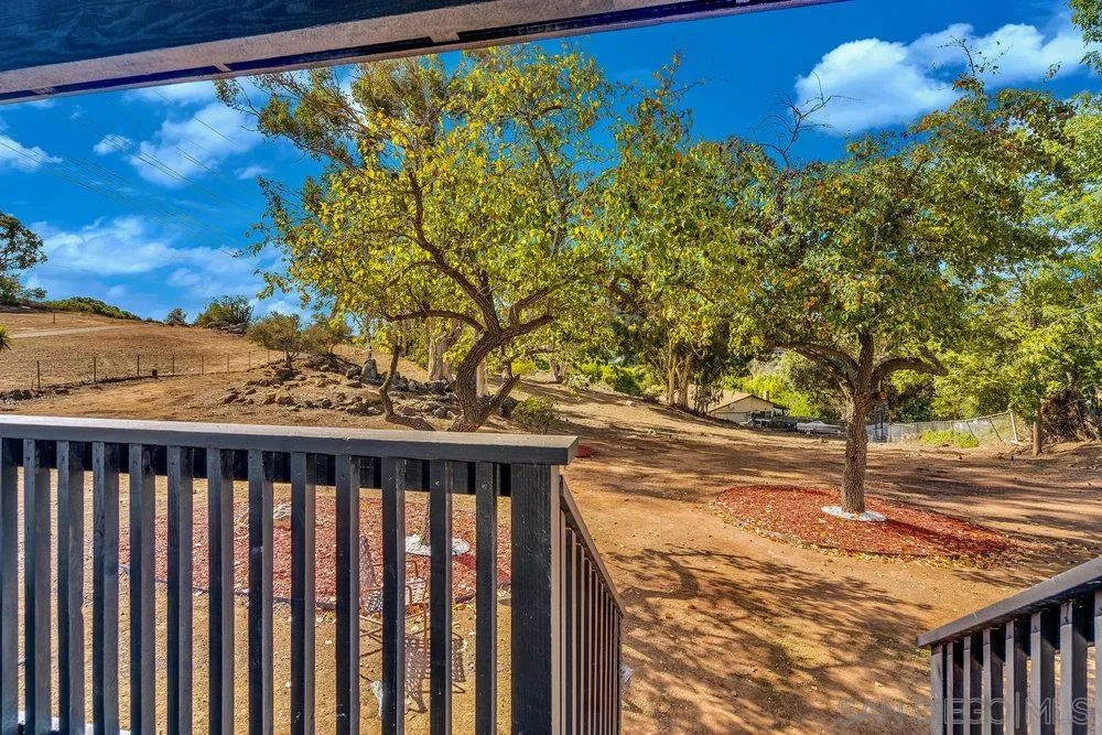 https://cdn.realtyfeed.com/cdn/127/220027535/f5746e246bb353331ad2ce48c7035033.webp