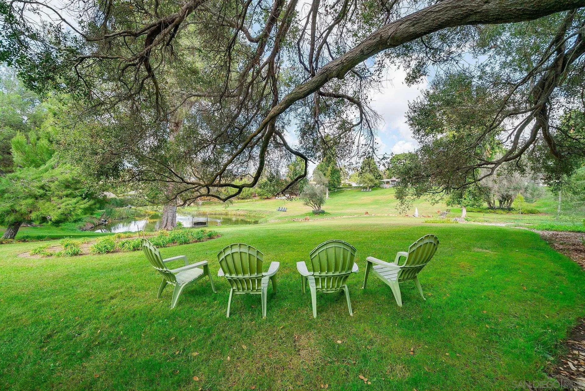 https://cdn.realtyfeed.com/cdn/127/220027540/3738b8f4429bb42253214b140dc265e9.webp