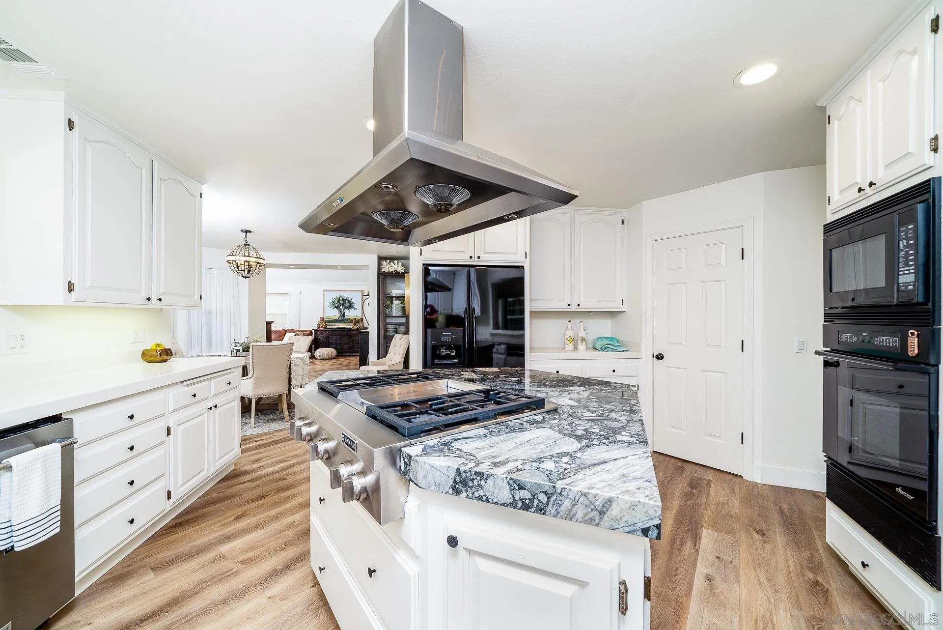 https://cdn.realtyfeed.com/cdn/127/220027540/ff4cf753b98ce588ebd60f06465fd7c5.webp