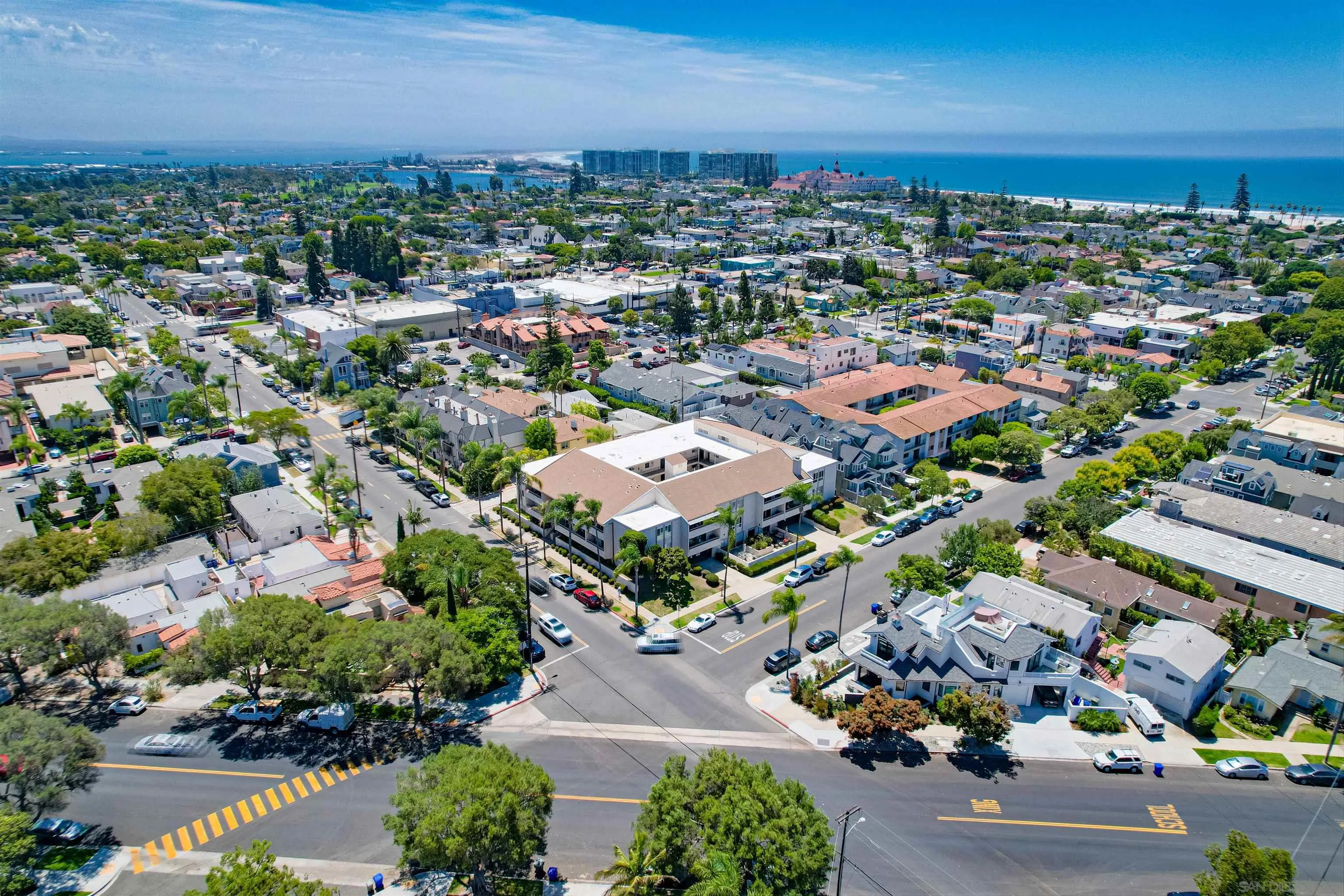 https://cdn.realtyfeed.com/cdn/127/220027546/b09b734242114a521af78c6aee739bee.webp