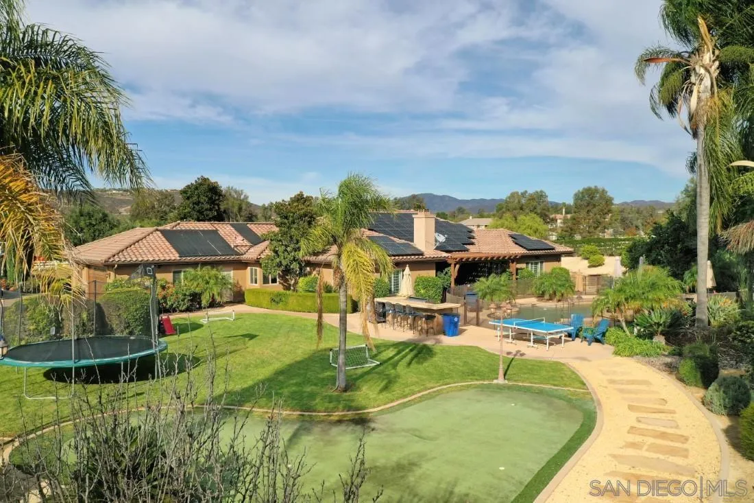 https://cdn.realtyfeed.com/cdn/127/220027650/007f24421470c5199aa7586a035c4960.webp