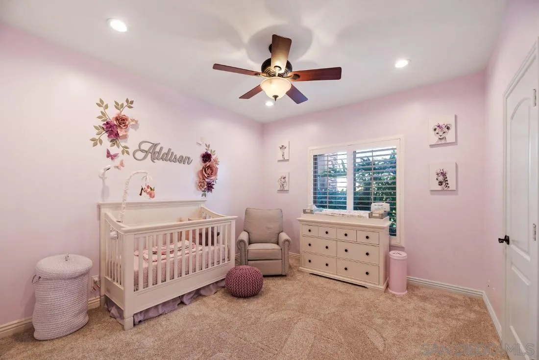 https://cdn.realtyfeed.com/cdn/127/220027650/329944ef2084ad35ba1afe616154c9c5.webp