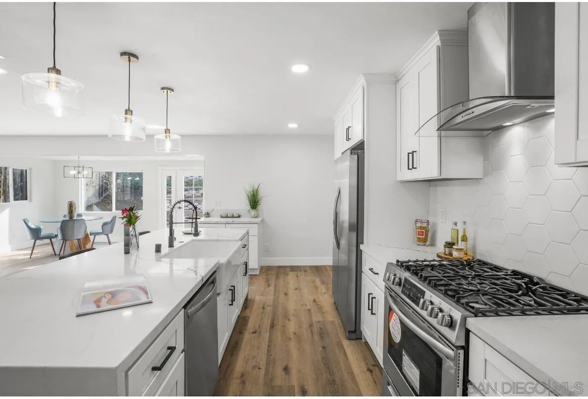 https://cdn.realtyfeed.com/cdn/127/220027736/4647f3b94b839d825b77594825ed6b78.webp