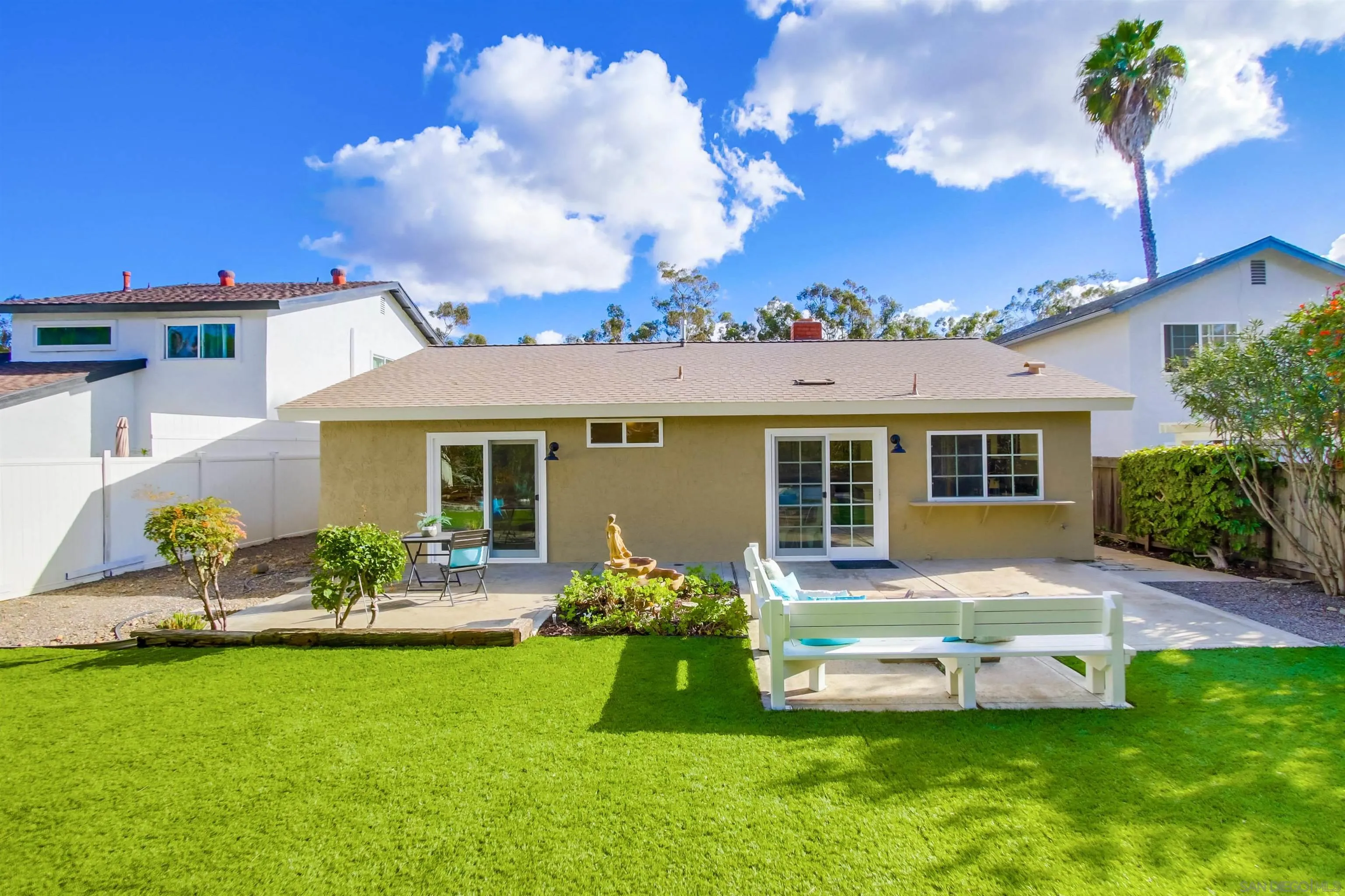 https://cdn.realtyfeed.com/cdn/127/220027860/15dc260fd361ef4dd486753f889b1c68.webp