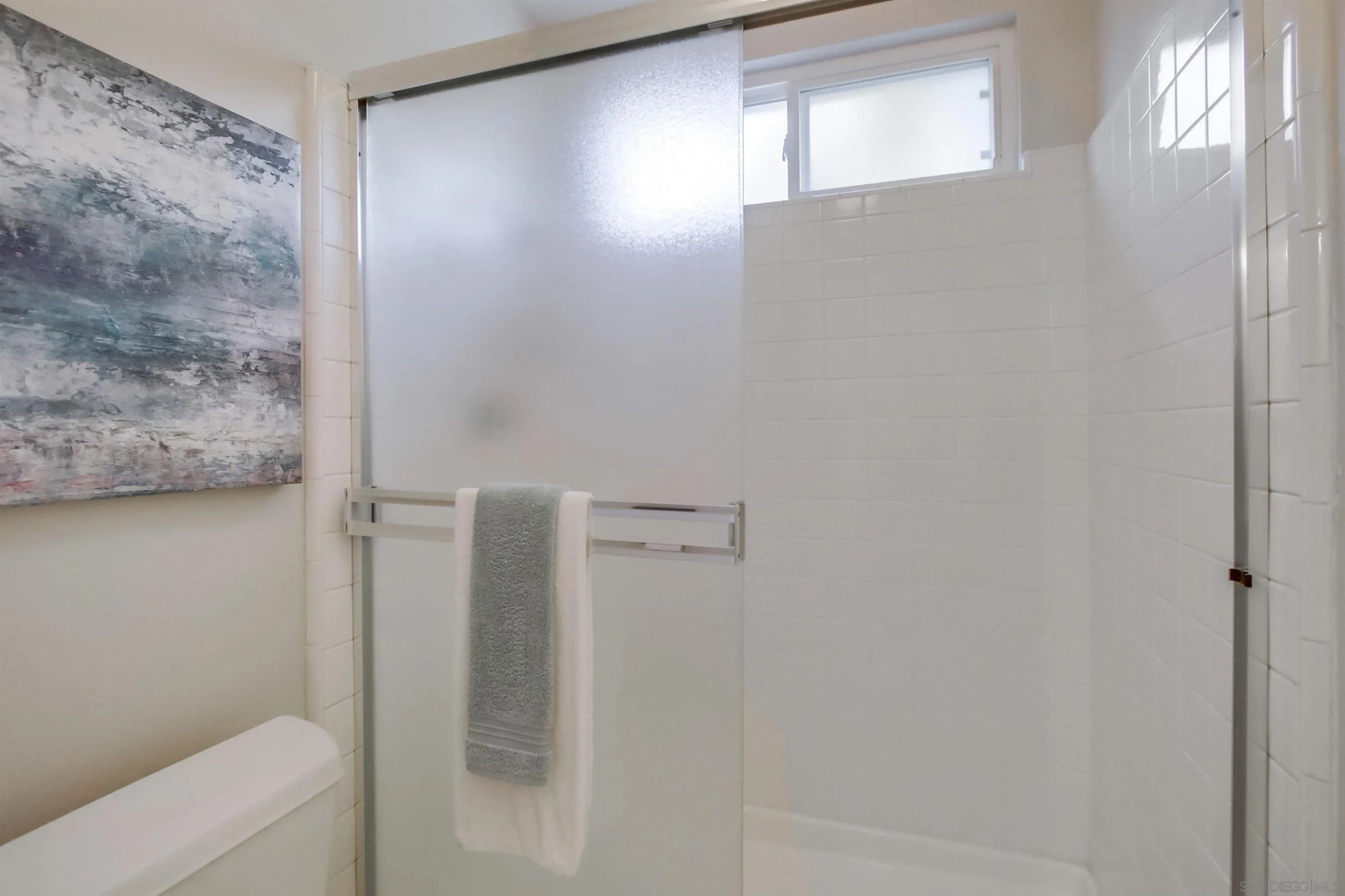 https://cdn.realtyfeed.com/cdn/127/220027860/a5b013632ba038e7c8892c65133e8298.webp