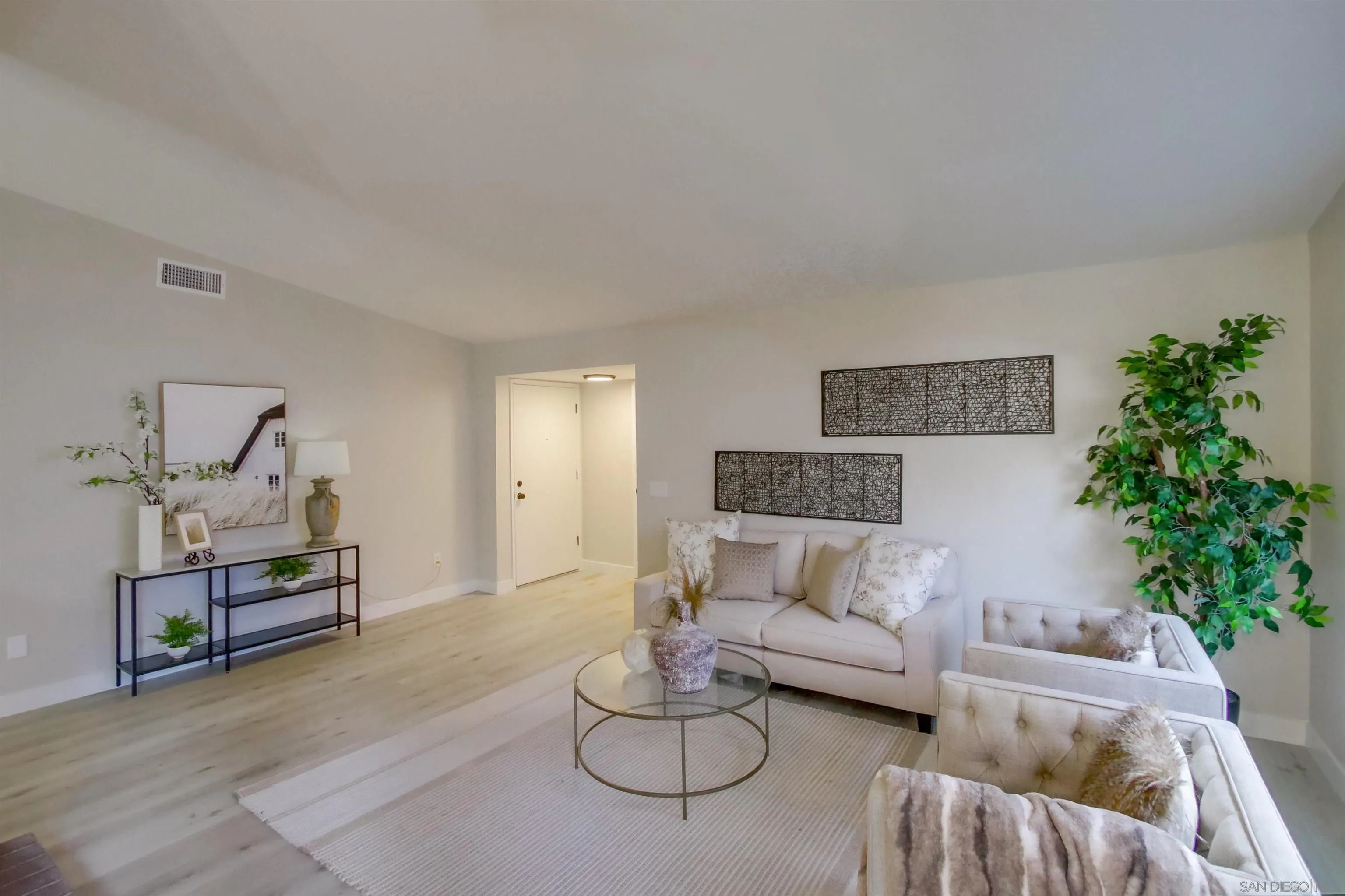 https://cdn.realtyfeed.com/cdn/127/220027860/b76a76bee78c37a747ac97a0c43ba398.webp