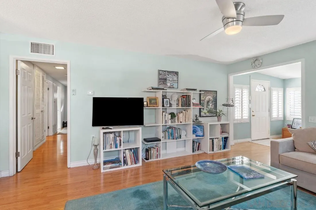 Photo #3: 220028210 Listing 