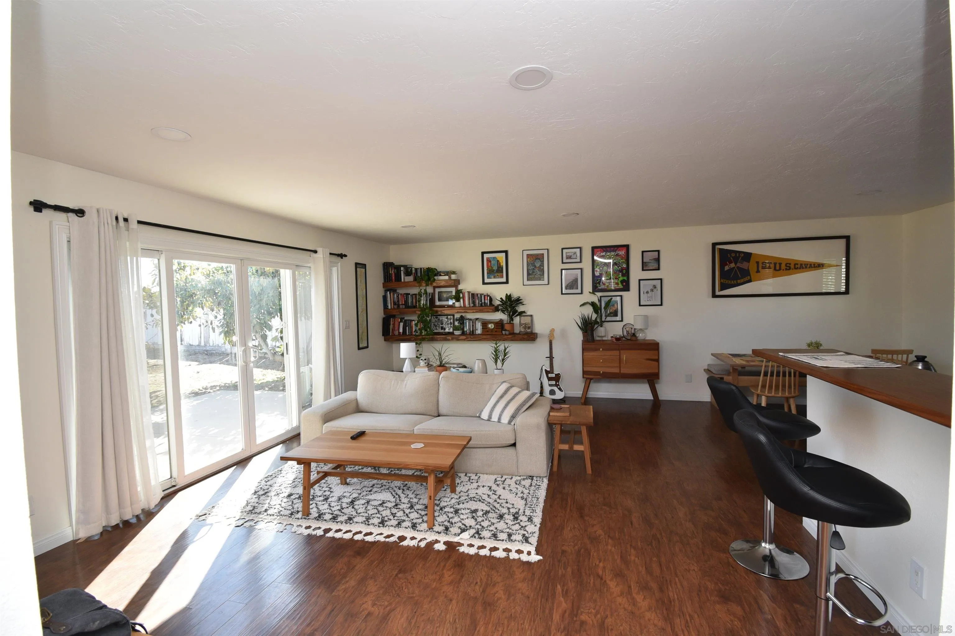 https://cdn.realtyfeed.com/cdn/127/220028265/850e1360897305d0787e6dee72557e22.webp
