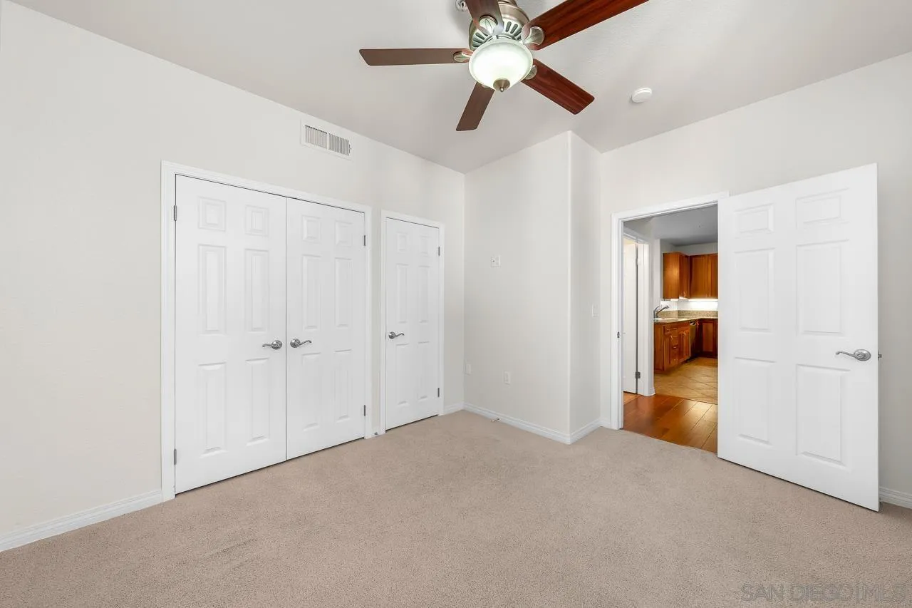 https://cdn.realtyfeed.com/cdn/127/220028276/b59463920868e986e4992922ccb76e88.webp