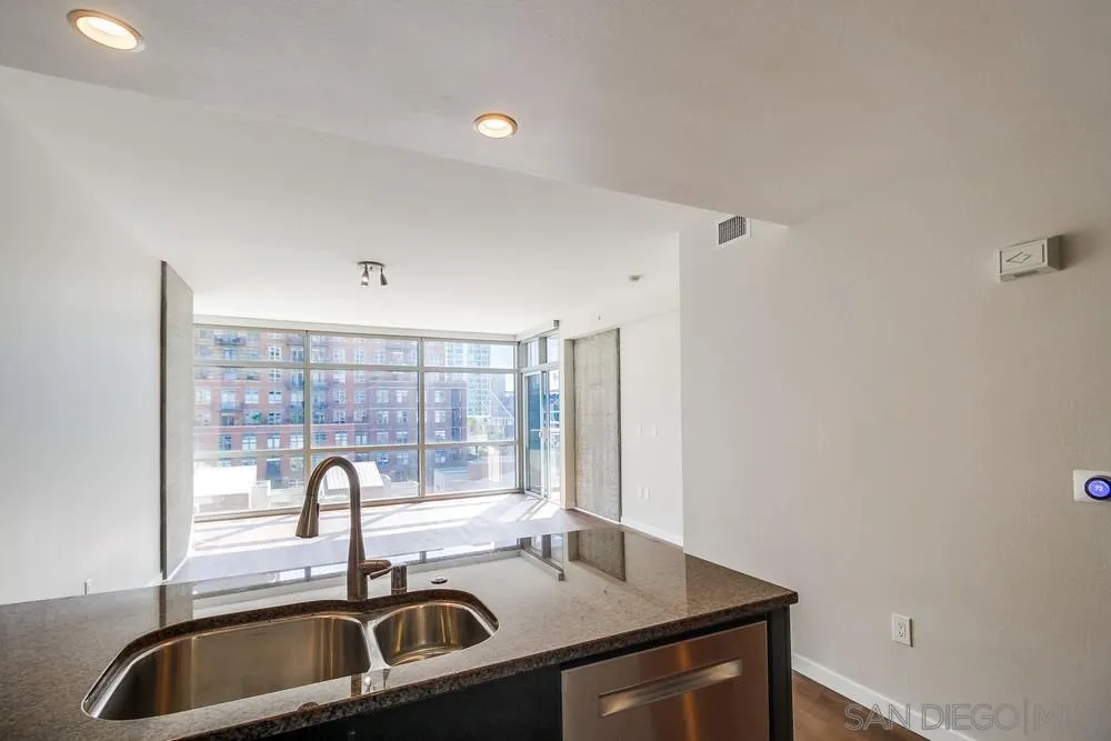 https://cdn.realtyfeed.com/cdn/127/220028367/0d7446d93423369ad6b1661022942f92.webp