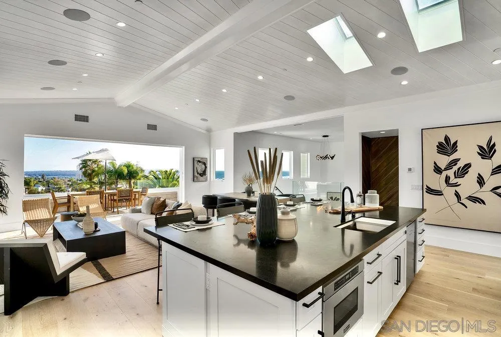 https://cdn.realtyfeed.com/cdn/127/220028457/314efda6987758803c50790ae61cbce1.webp