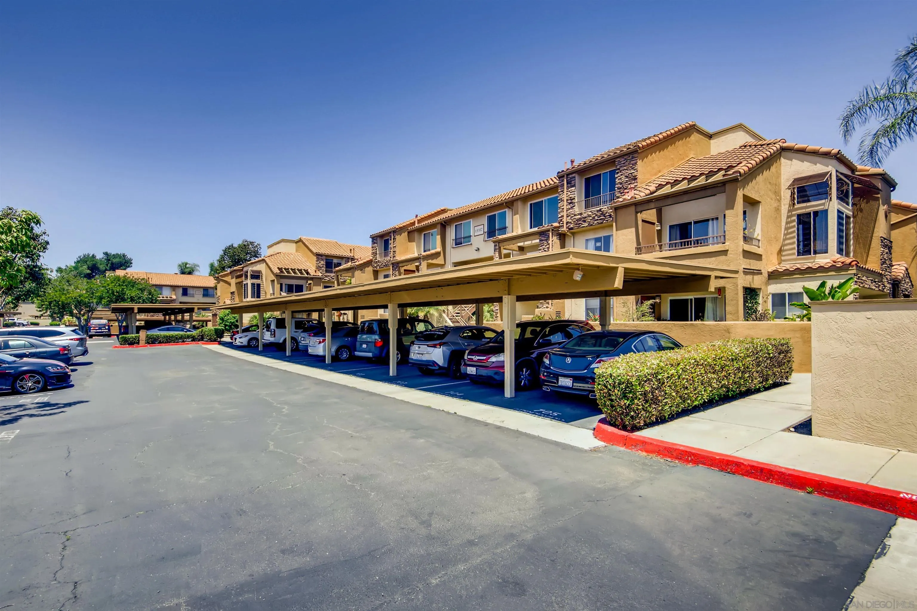 https://cdn.realtyfeed.com/cdn/127/220028464/47ead9c88f058e0c2c841ffa62d0bfe5.webp