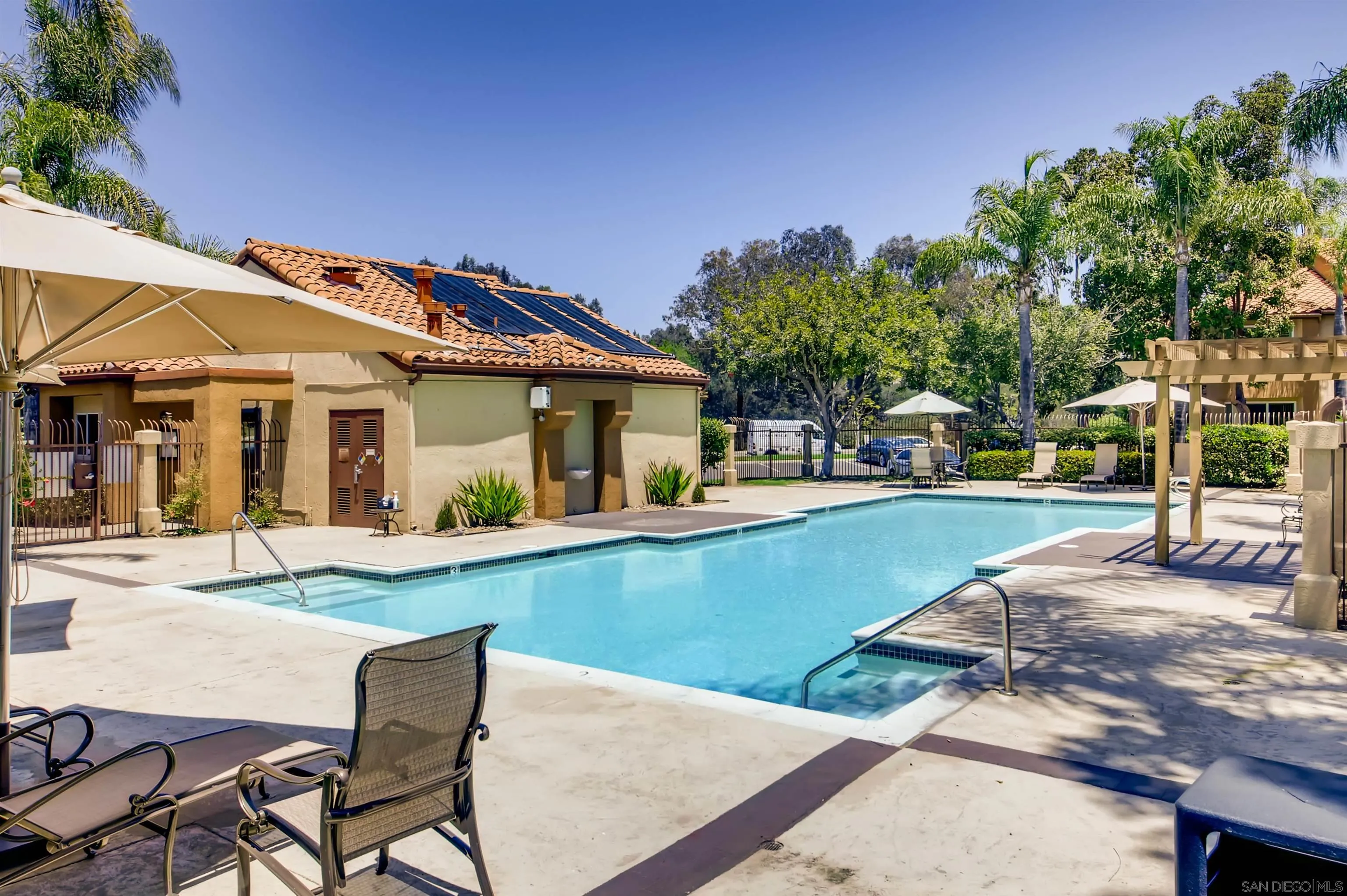 https://cdn.realtyfeed.com/cdn/127/220028464/b5d1c5c3990384934ea87f102b0ebe8a.webp