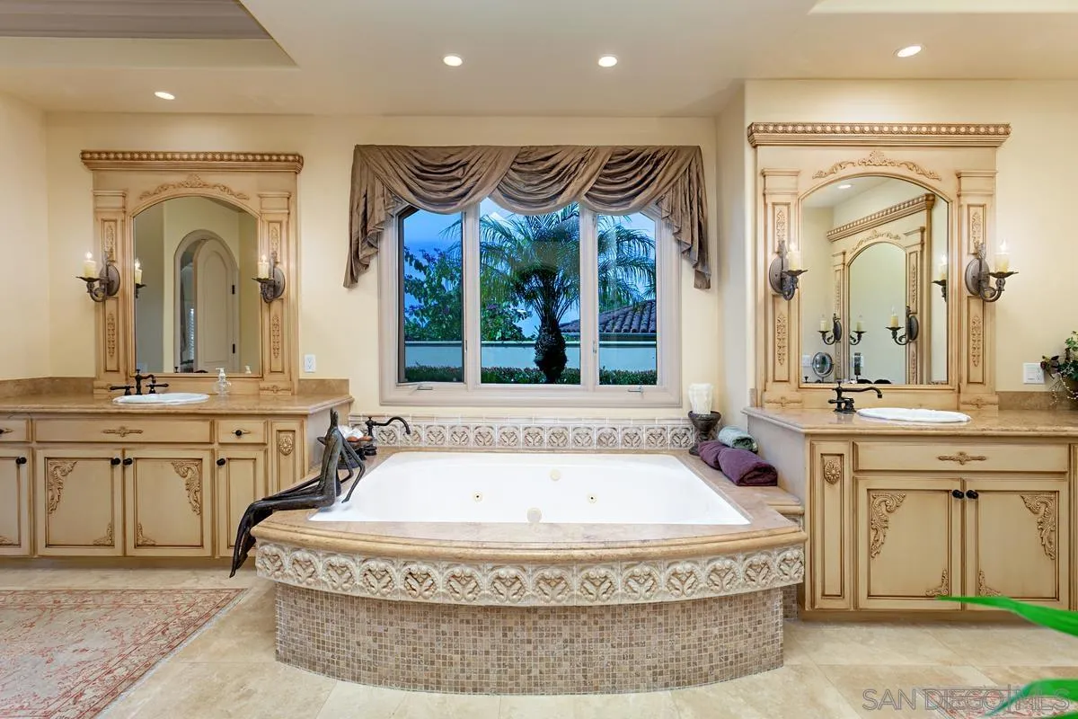 https://cdn.realtyfeed.com/cdn/127/220028473/22658fbbe17f013f3b427124f1cb3102.webp