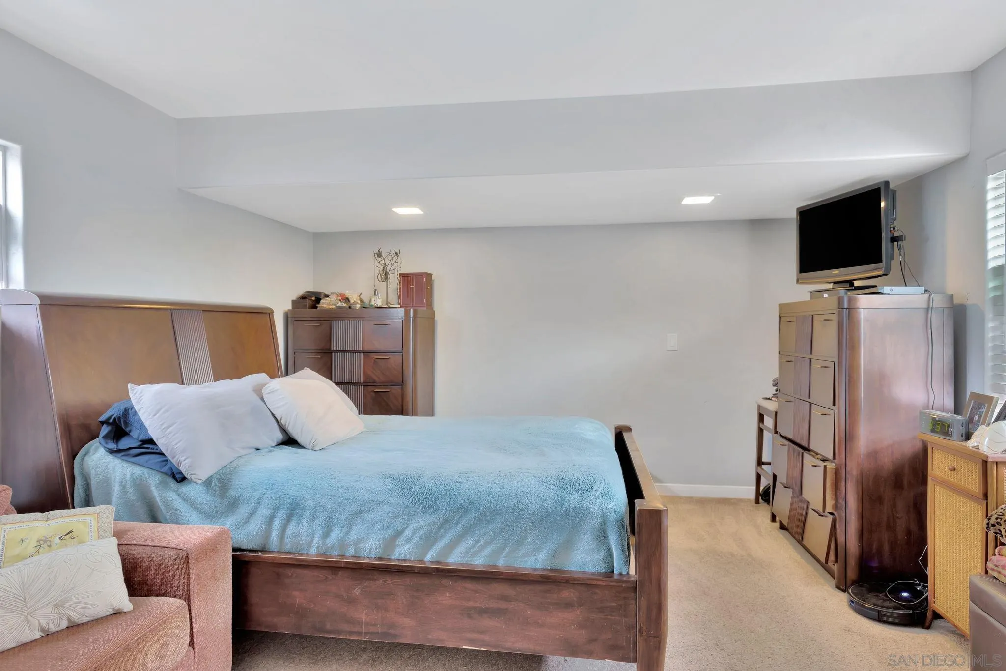 https://cdn.realtyfeed.com/cdn/127/220028498/3747a4c315d39308e087665af1851a98.webp