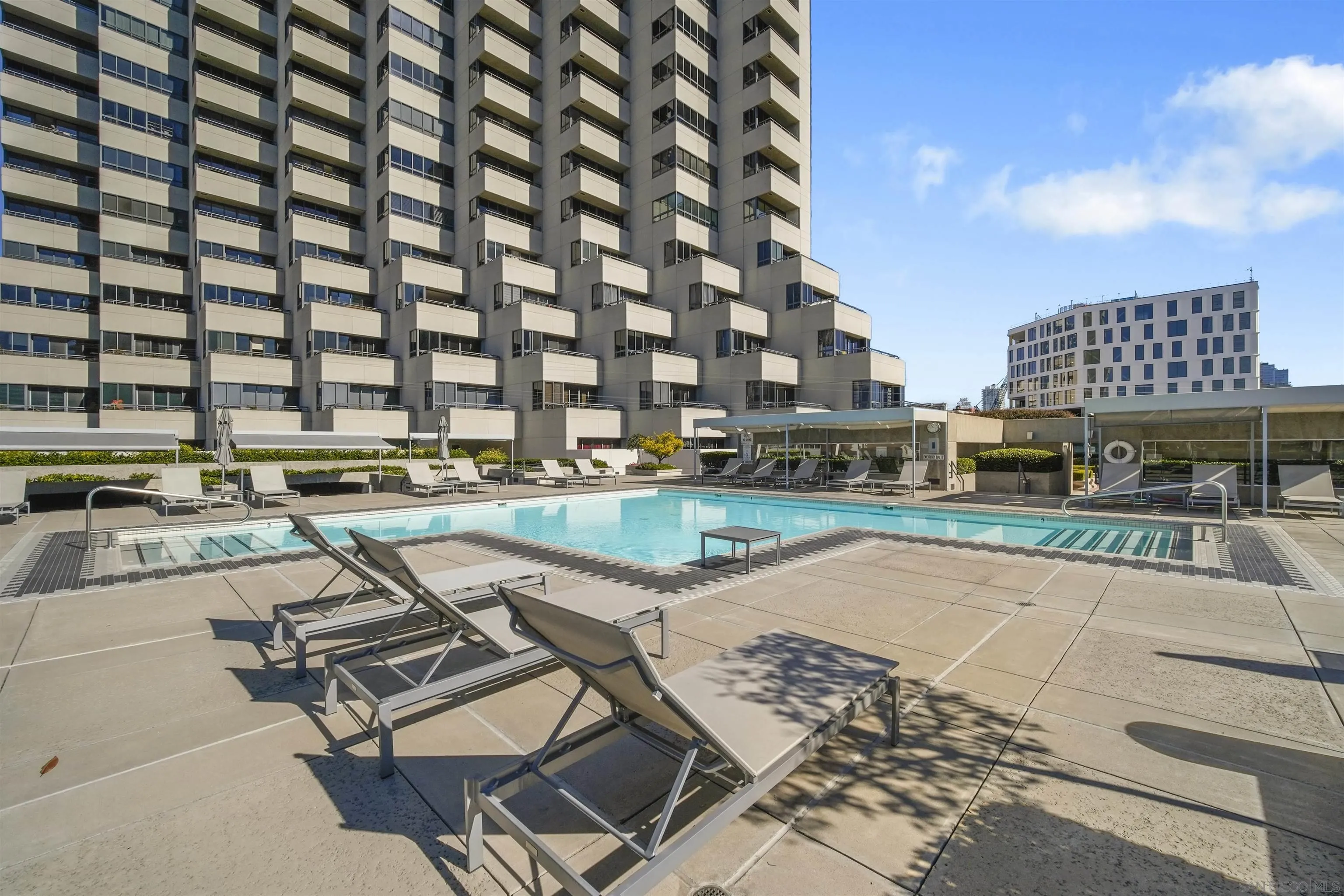 https://cdn.realtyfeed.com/cdn/127/220028665/04576c289fbf557124e9c44f703ea6a2.webp
