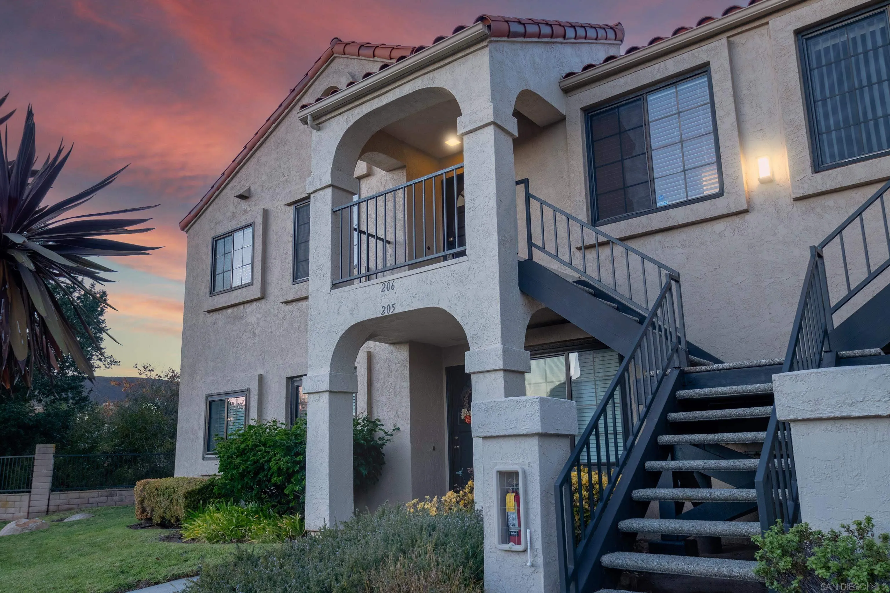 Photo #2: 220028710 Listing 