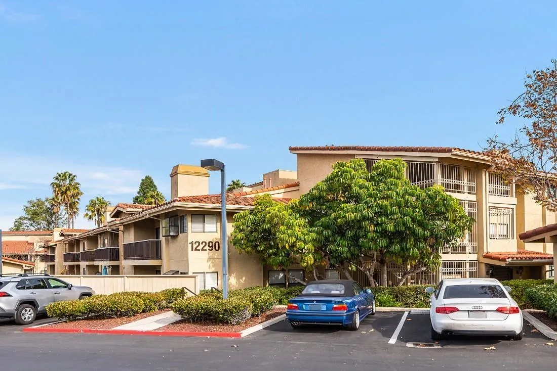 Photo #2: 220029235 Listing 