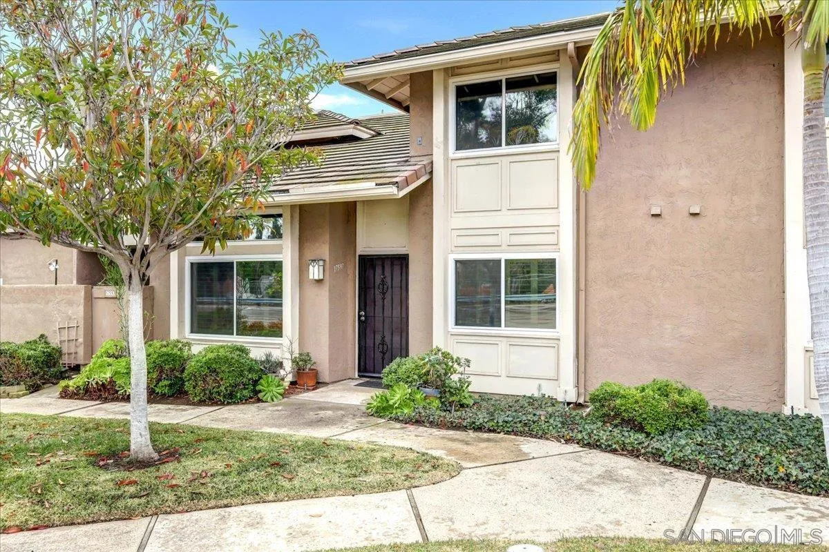 Photo #3: 230000112 Listing 