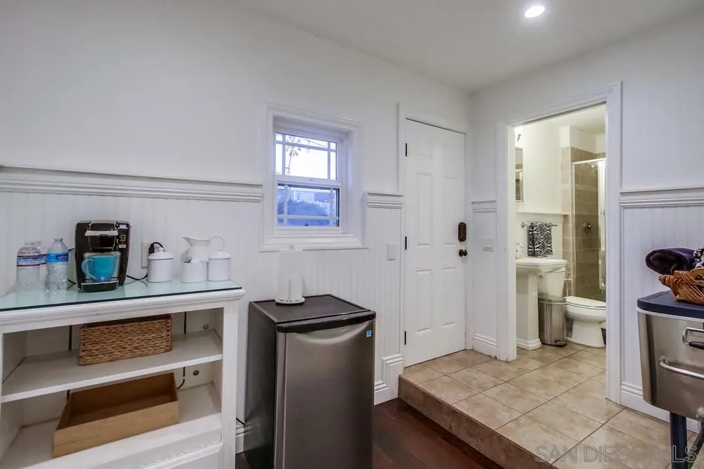 https://cdn.realtyfeed.com/cdn/127/230000594/4d3f83cfef198920467eb056d1401a3c.webp