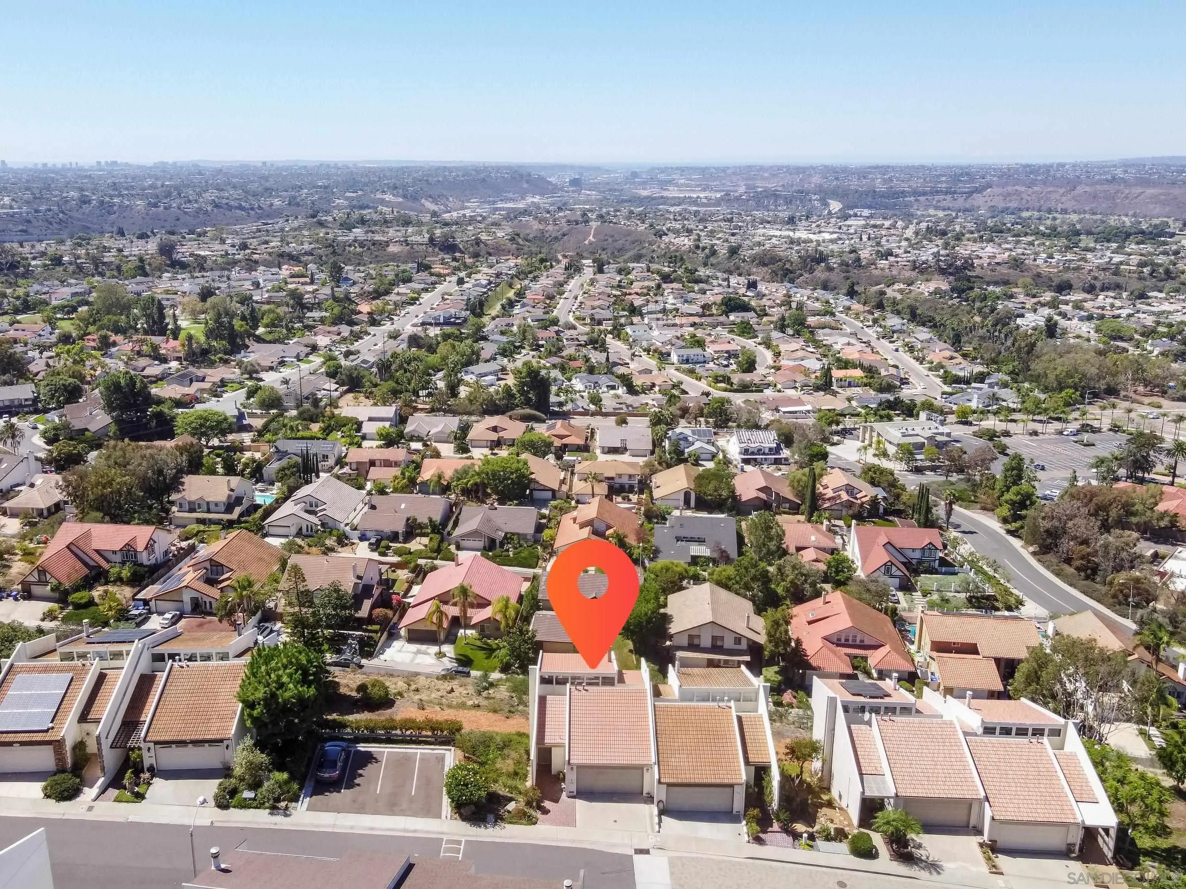 Photo #4: 230000758 Listing 